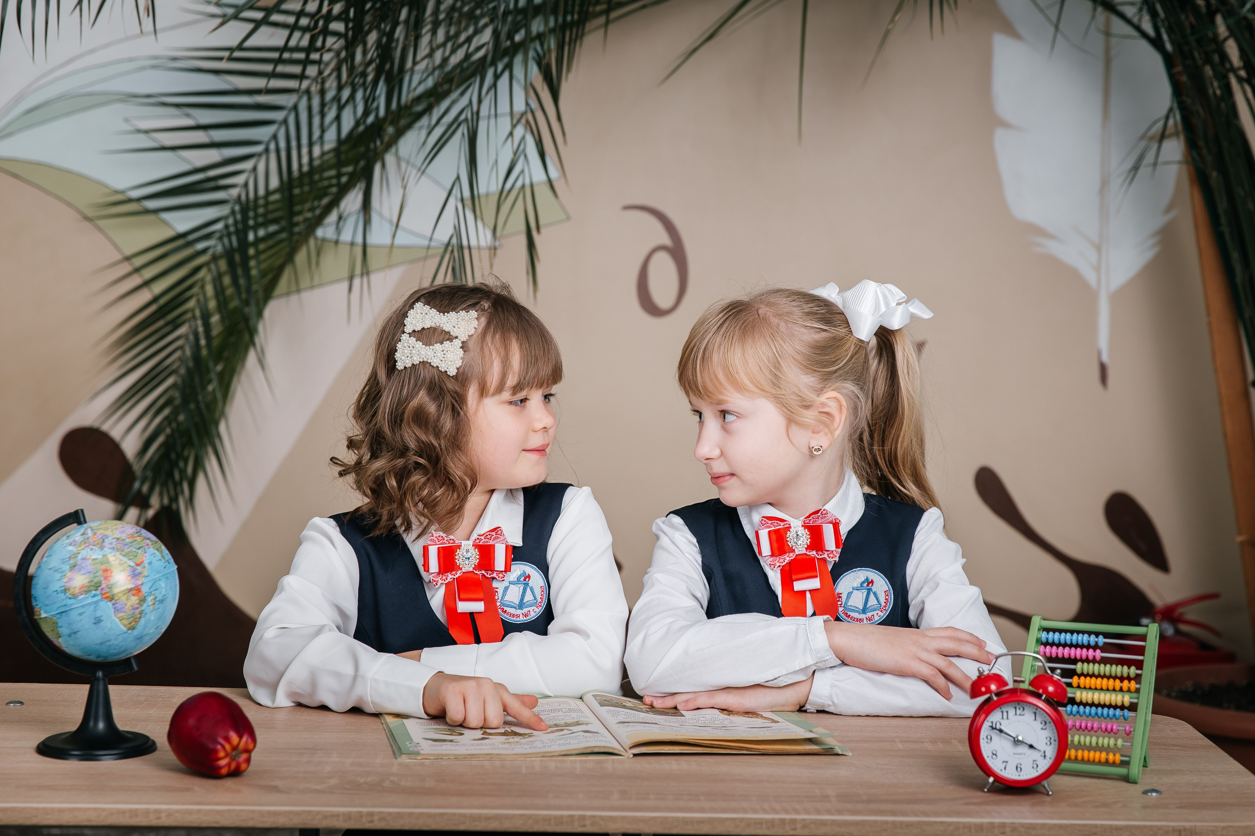 Фотосессия в начальной школе Крымск. Фотограф Любава Колесник. Выпускные альбомы в Крымском районе