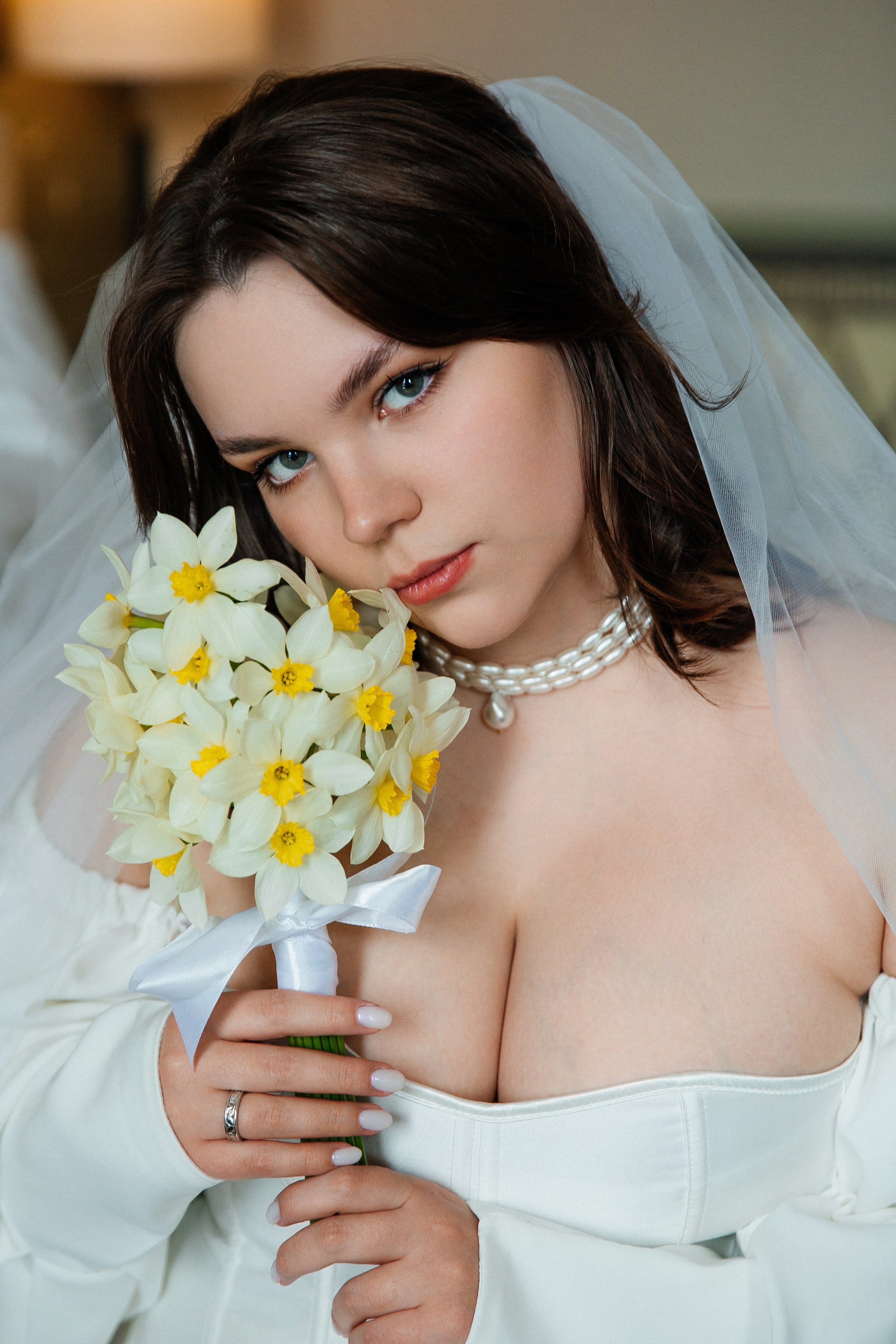 Съемка в отеле и регистрация прохладным майским днем. Свадебный фотограф в Санкт-Петербурге Вика Стукачева