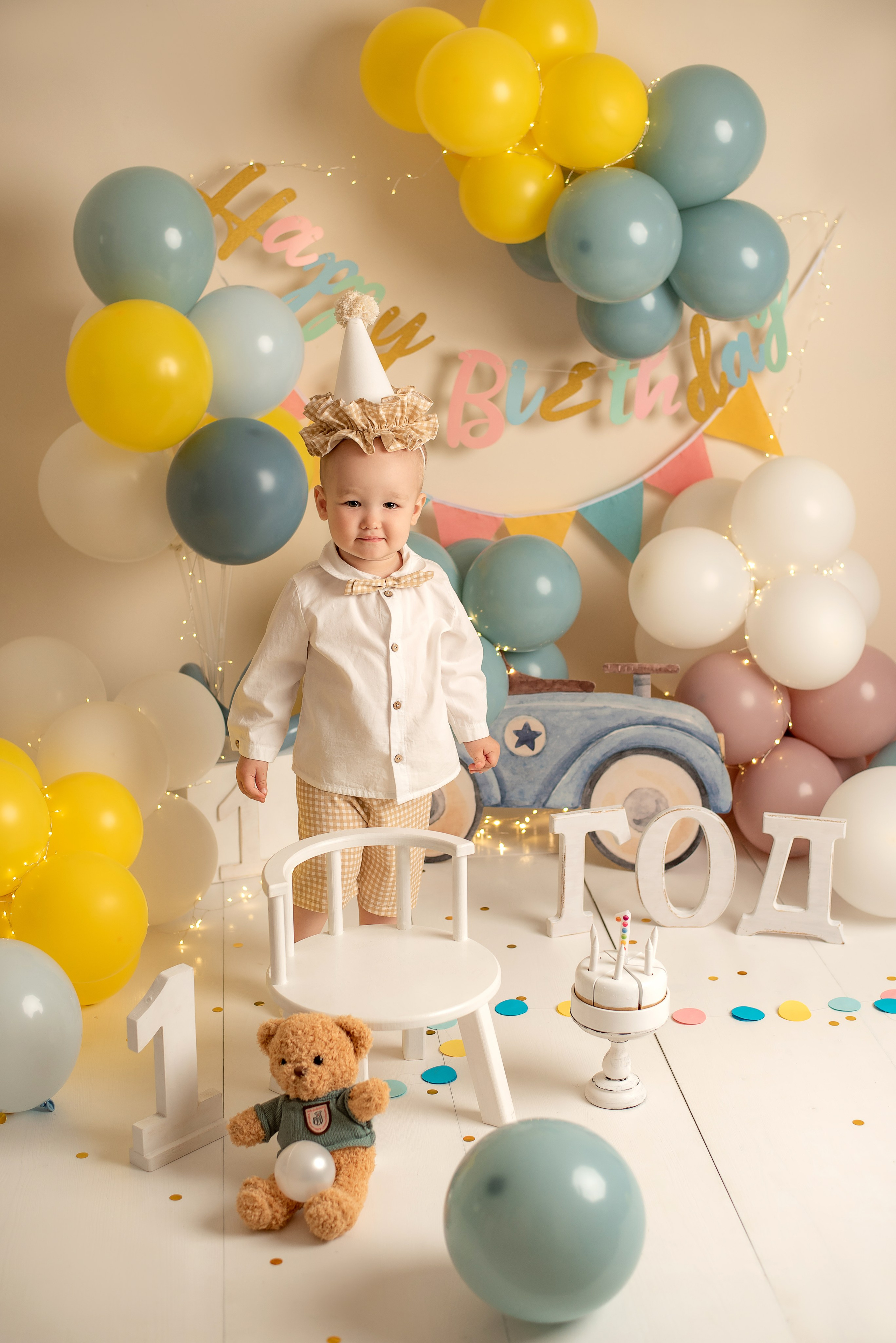 Коленька- яркая фотозона. Семейный и детский фотограф Наталья Горда