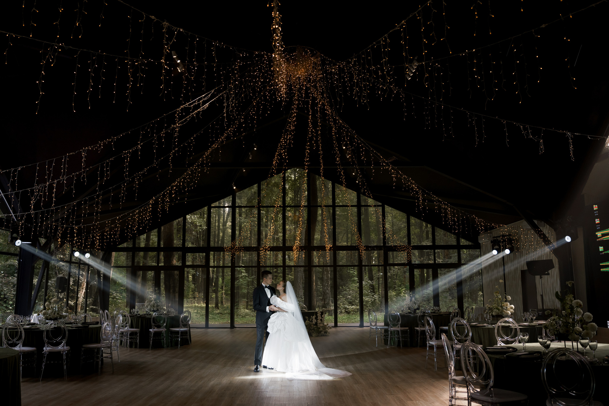 Лес Ивент хаус. Свадебный фотограф Губина Марина