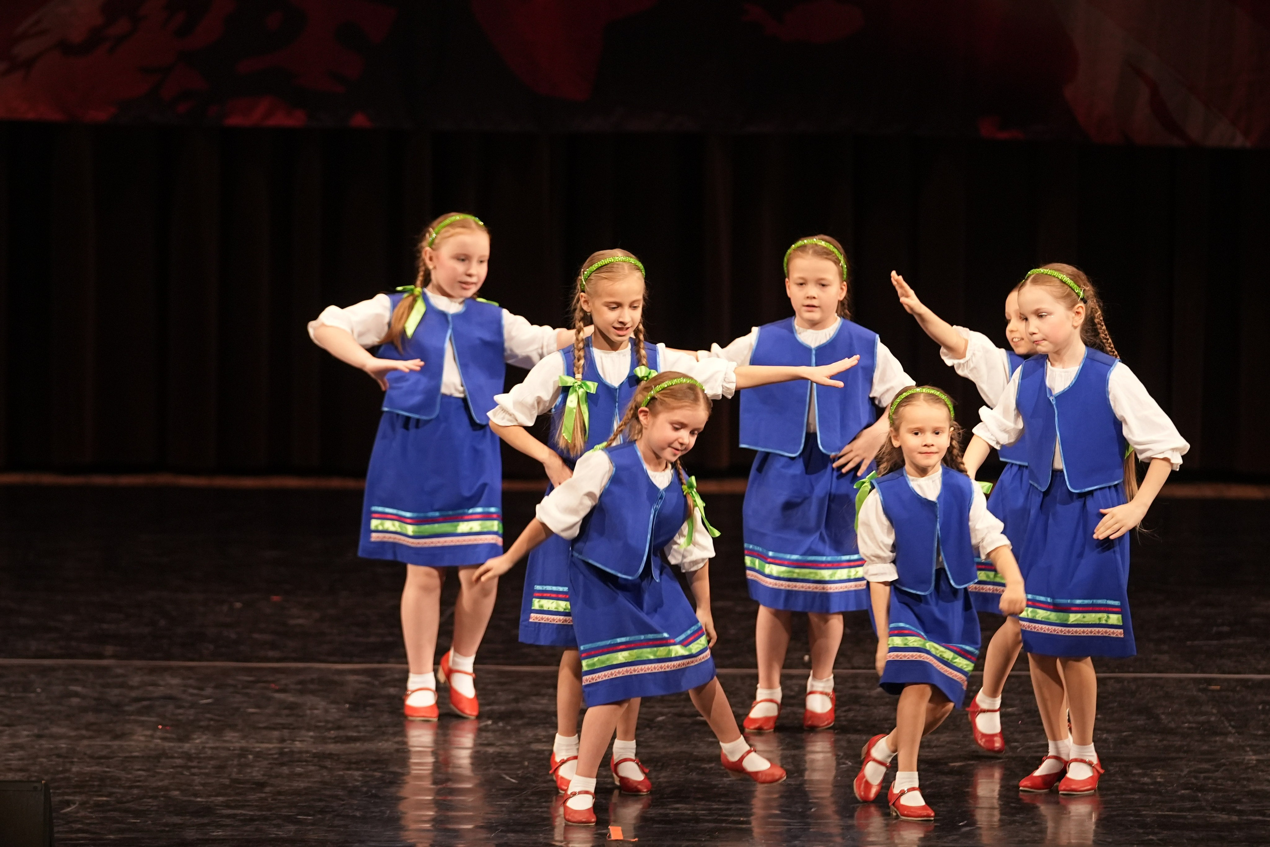 7 декабря, блок 2, г. Москва. Золотое яблочко