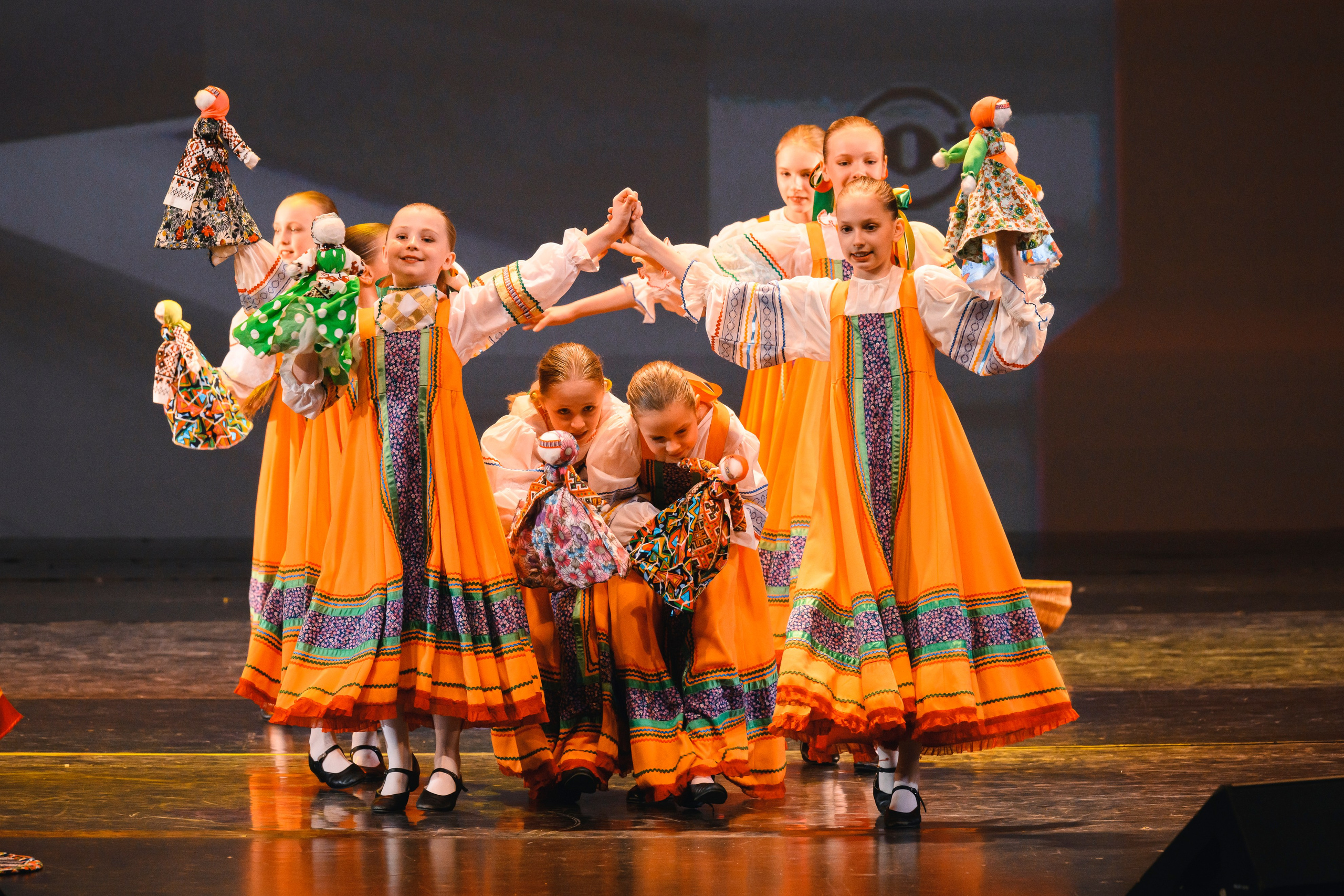 23 апреля, часть 1, БКЗ Октябрьский, г. Санкт-Петербург. Золотое яблочко