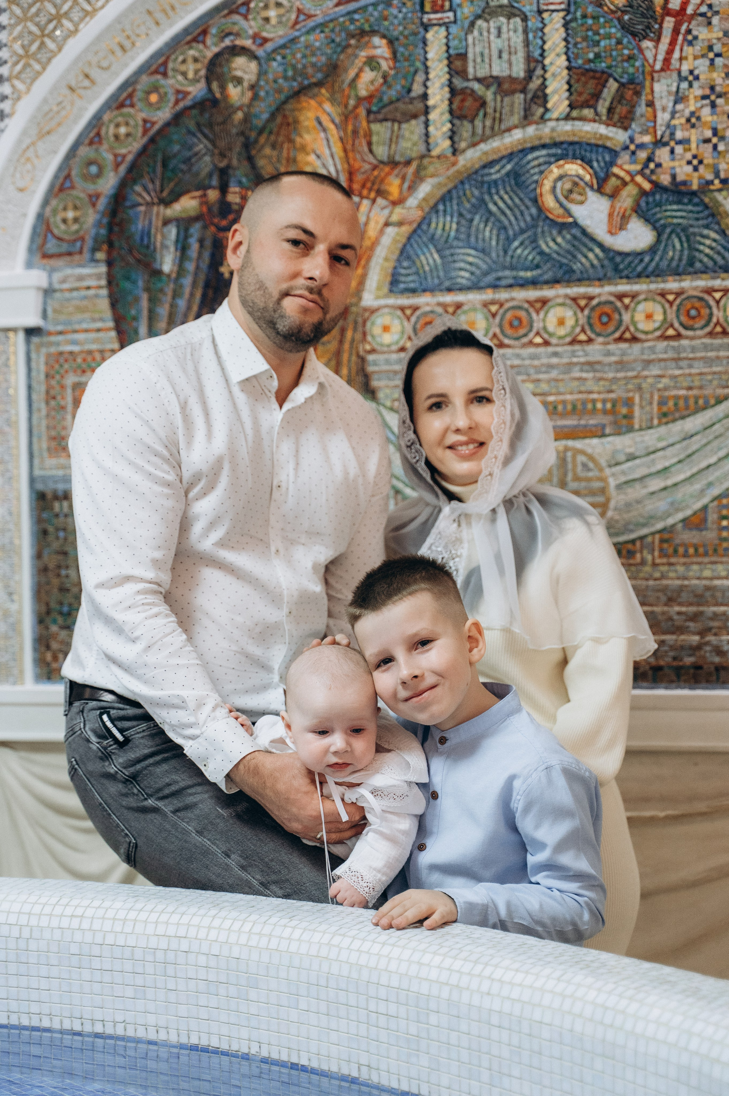 Крещение Тимура (Храм Святой Троицы). Семейный фотограф в Минске Дарья Дреко