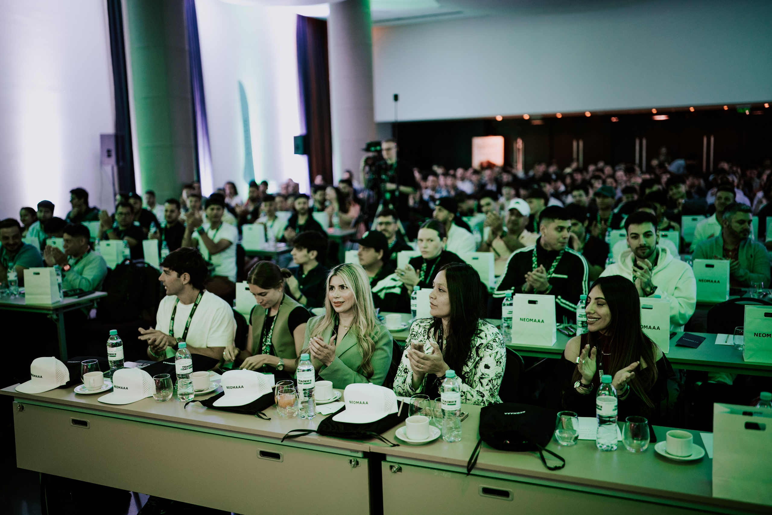 TRADERS DAY By NeomAAA Argentina. NeomAAA Funds Gallery