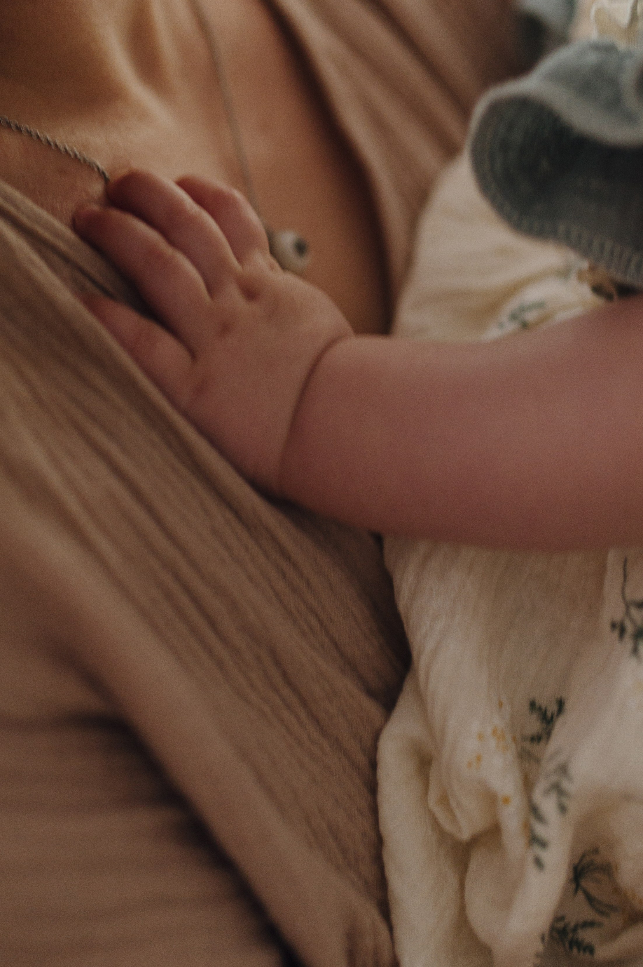 Ульяна, Яша и Лия. Домашняя история. Свадебный фотограф Москва и Санкт-Петербург. Анастасия Чудина