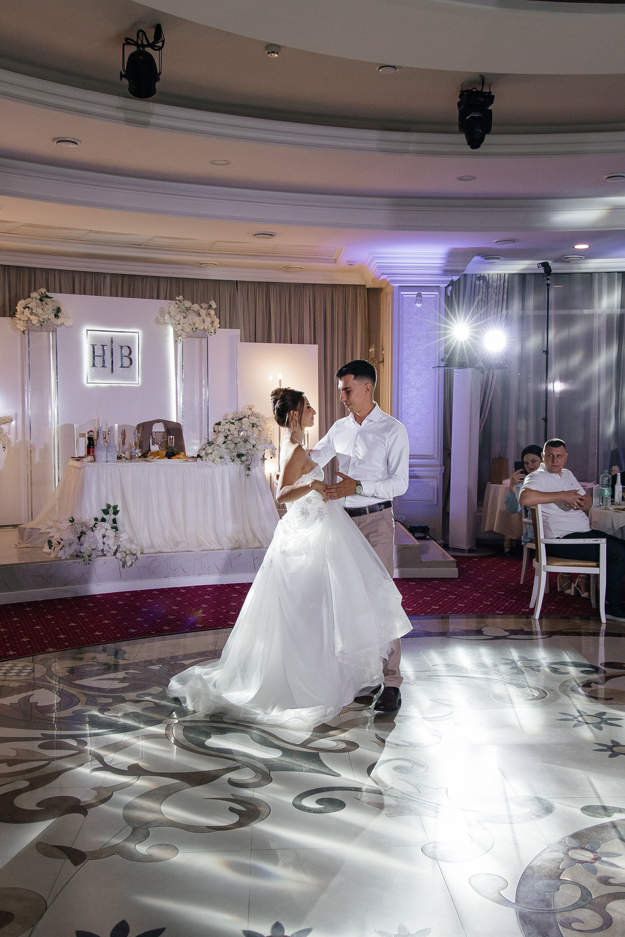 N&V. Фотограф Таганрог Хребет София