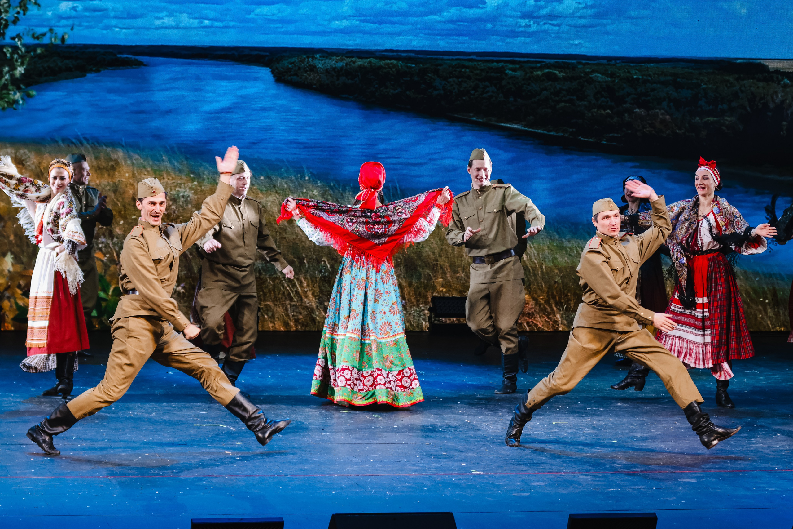 Василий Теркин, театр «Русская песня». Фотограф Ольга Махалова — Санкт-Петербург, Москва, Нижний Новгород