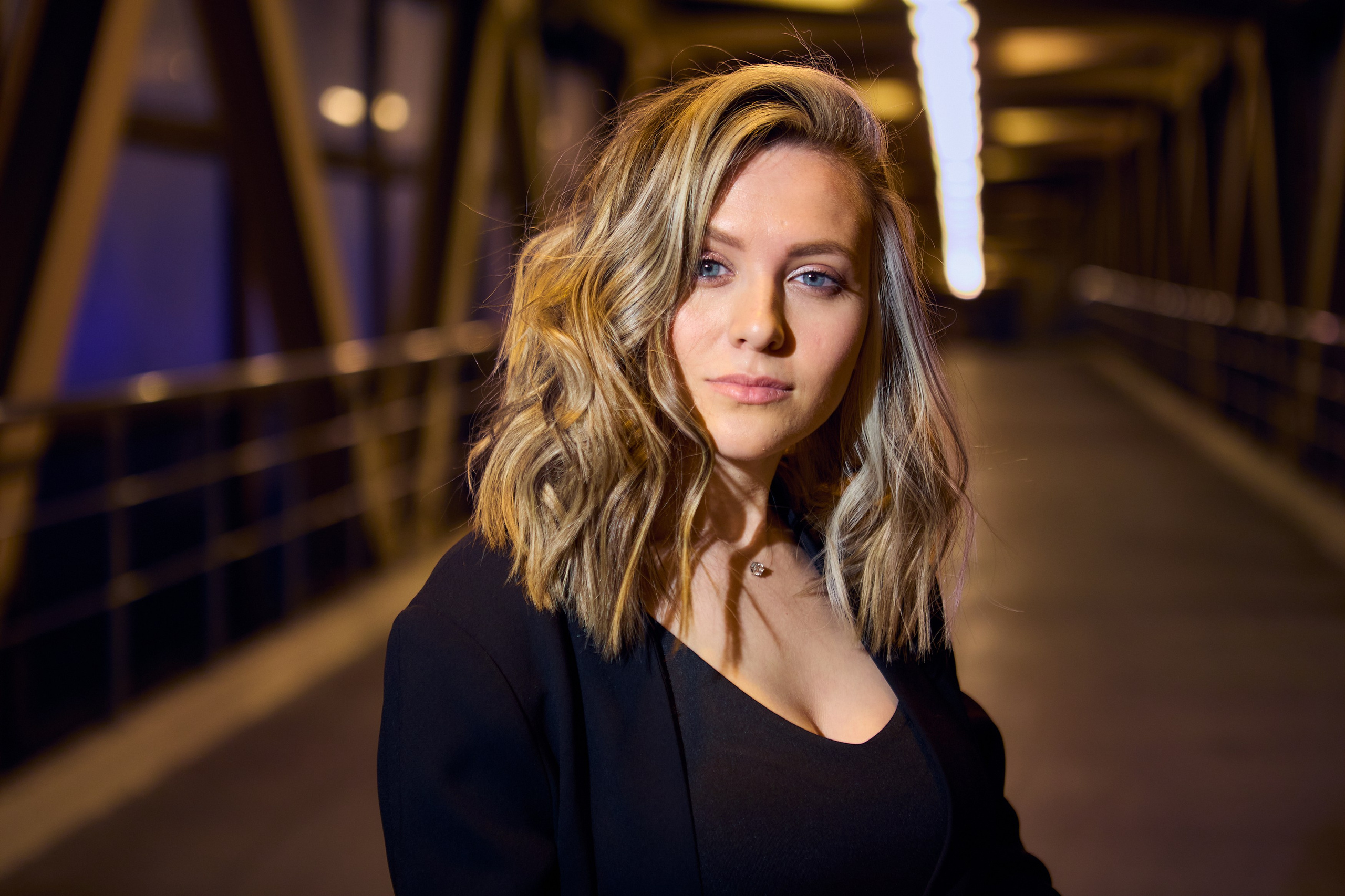 DMITRY MOISEENKO — фотограф, художник, топ-стилист