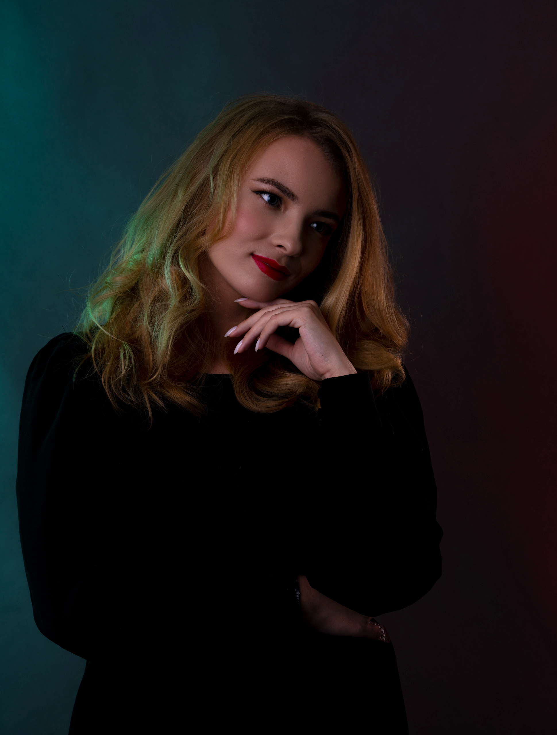 Портретный фотограф в Санкт-Петербурге. Предметный и фуд фотограф Санкт-Петербурга Сергей