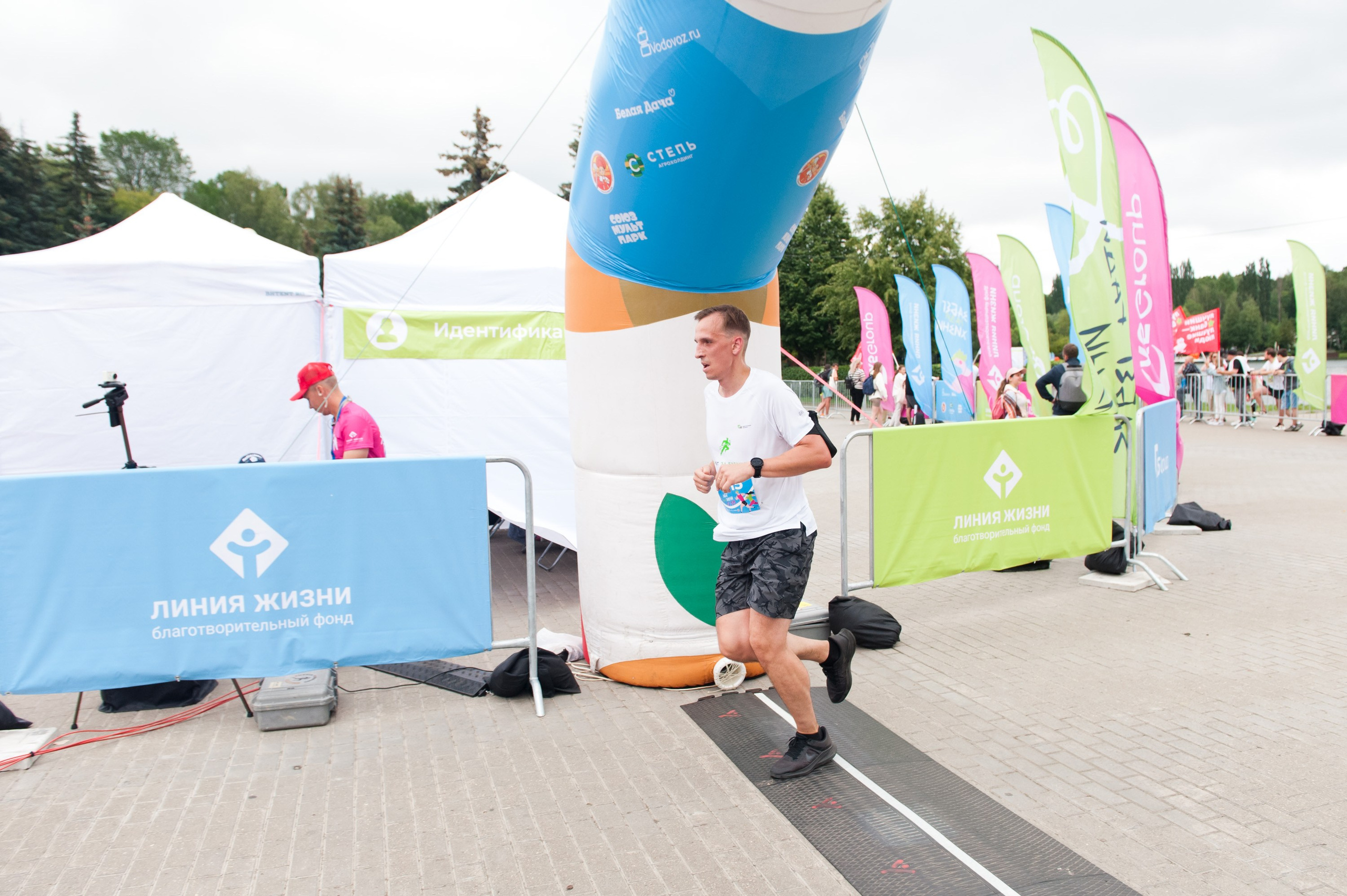 Корпоративное. Забег X5 Retail Group. Репортажный фотограф и видеограф Слава Думчев. Тимбилдинги, отчетники, корпоративы