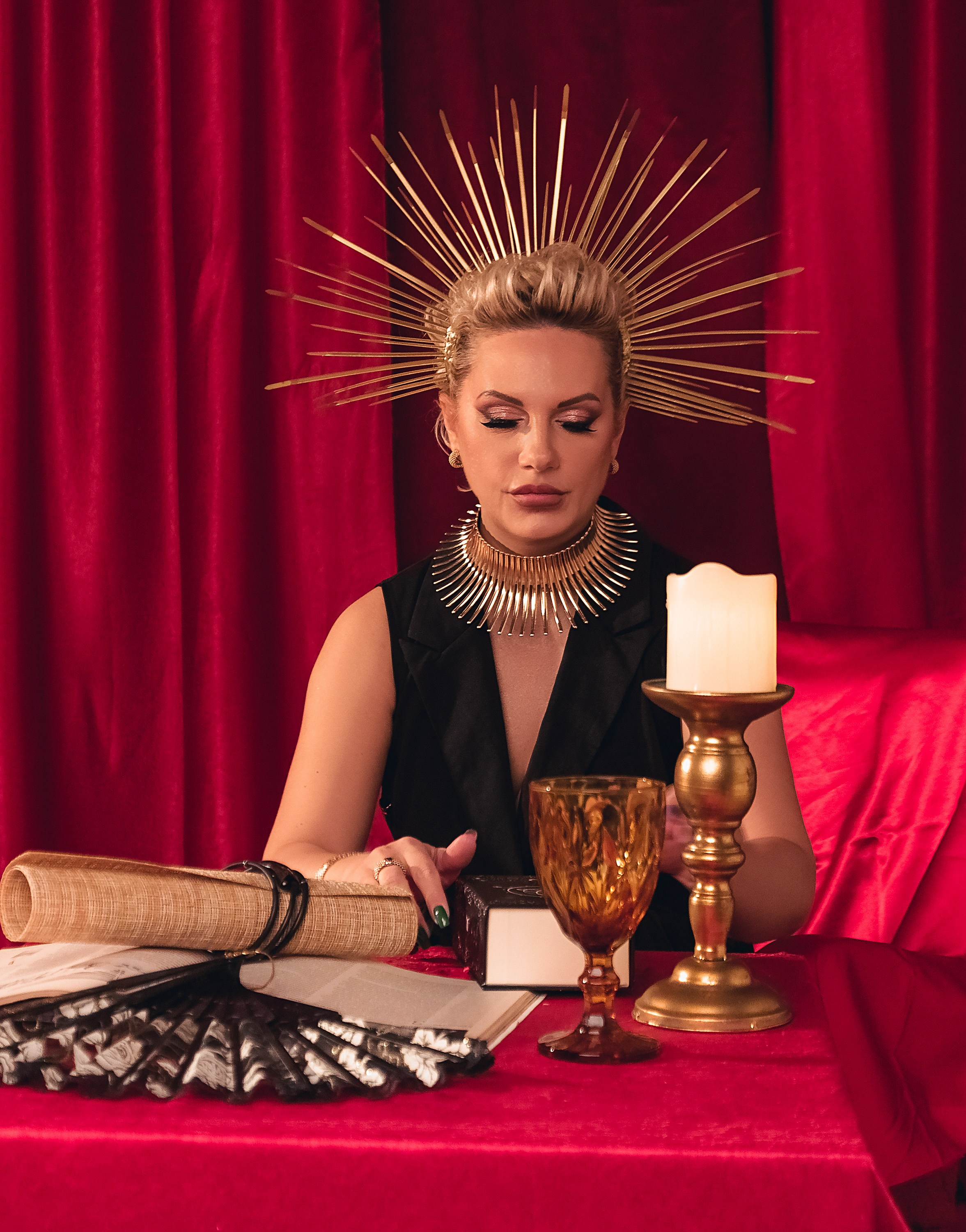 ЛЕДИ GАдалка. Фотограф Тула творческие фотосессии недорого Ольга Ромашина