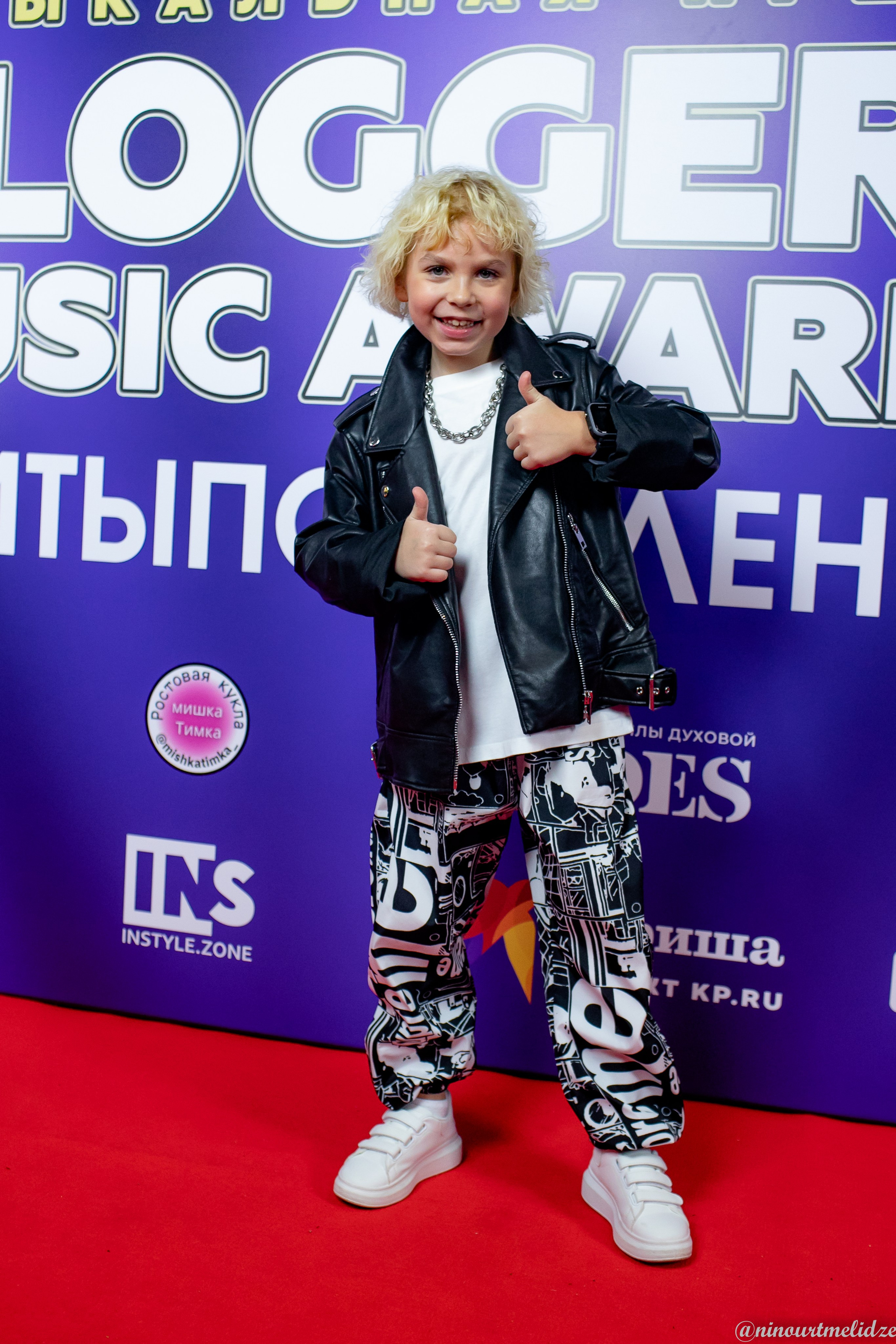 Music box награждение. Art photographer Nino