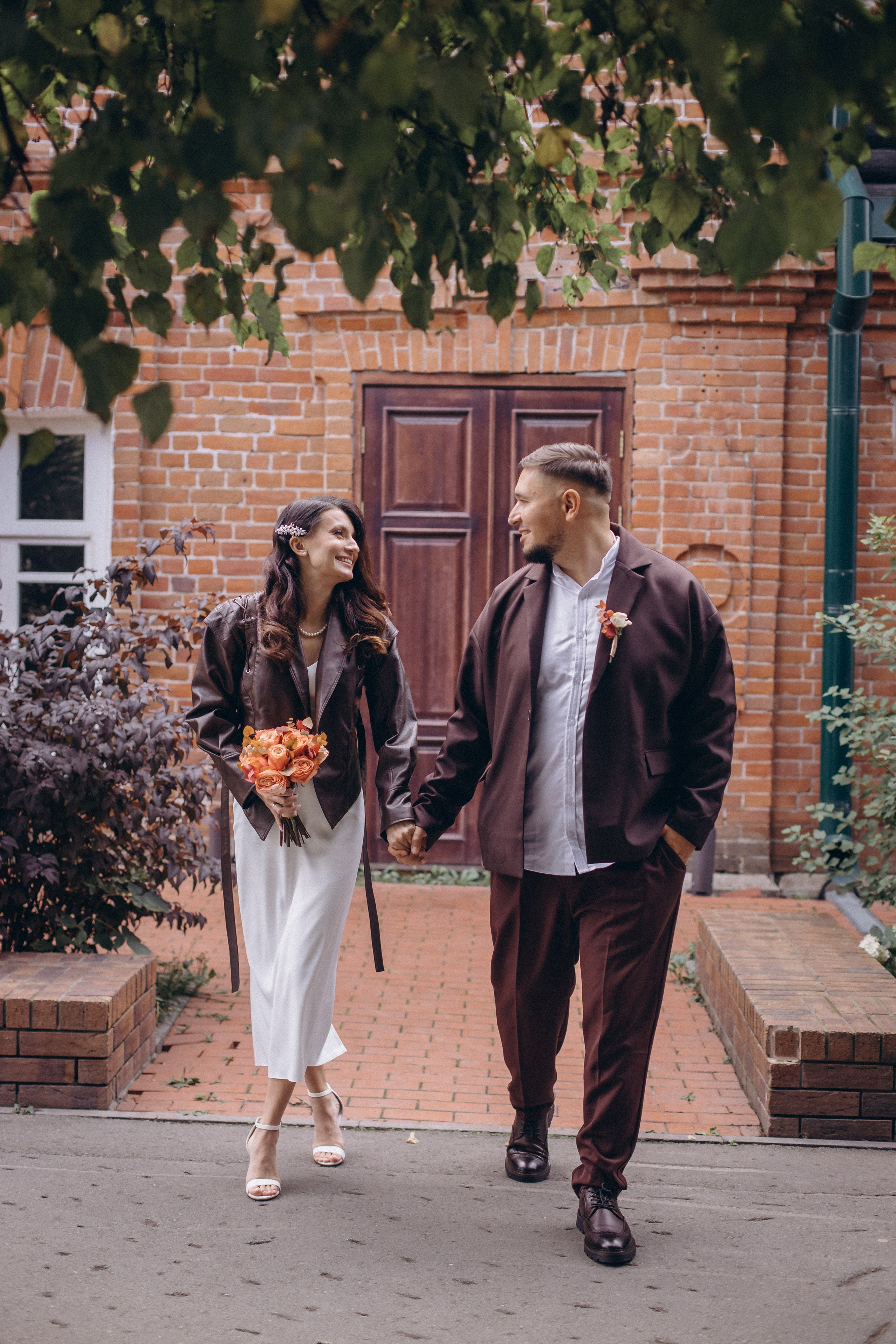 Свадебная осенняя прогулка. Фотограф