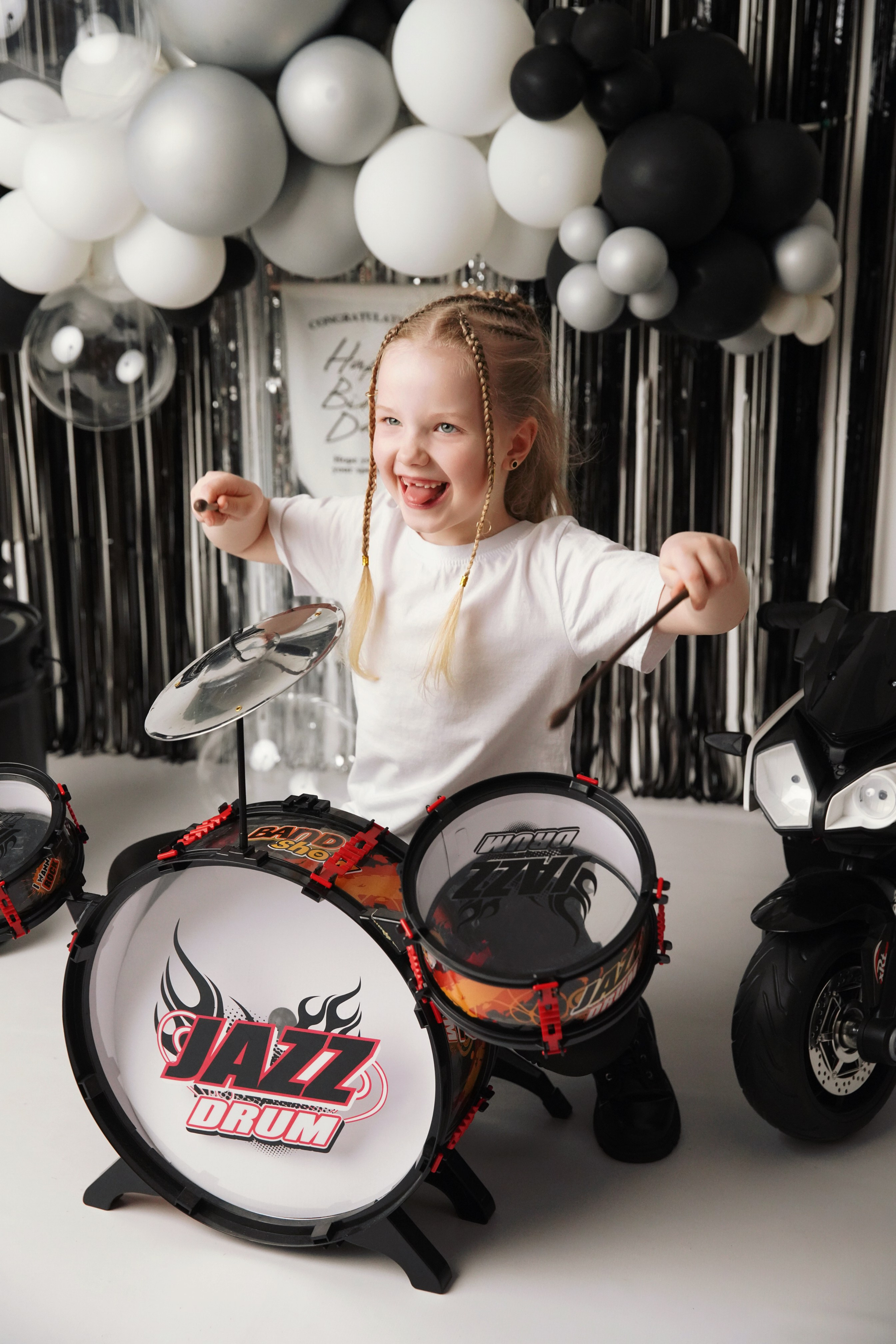 Байкер. Фотограф новорожденных. Семейный и детский фотограф в городе Сургуте