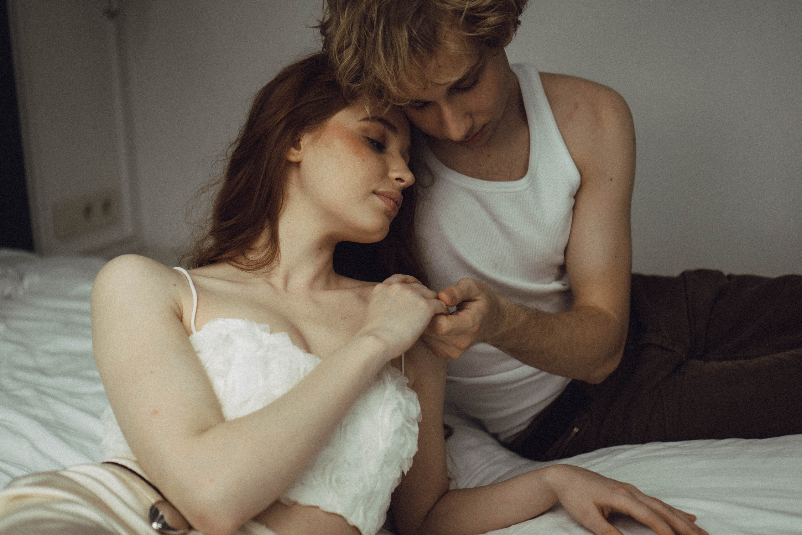 СВАДЕБНАЯ СЬЕМКА В ОТЕЛЕ. СБОРЫ ЖЕНИХА И НЕВЕСТЫ И ТАКЖЕ ТОР И ПОДГОТОВКА К ПРОГУЛКЕ. Профессиональный фотограф, Санкт-Петербург — Виктория Богомолова