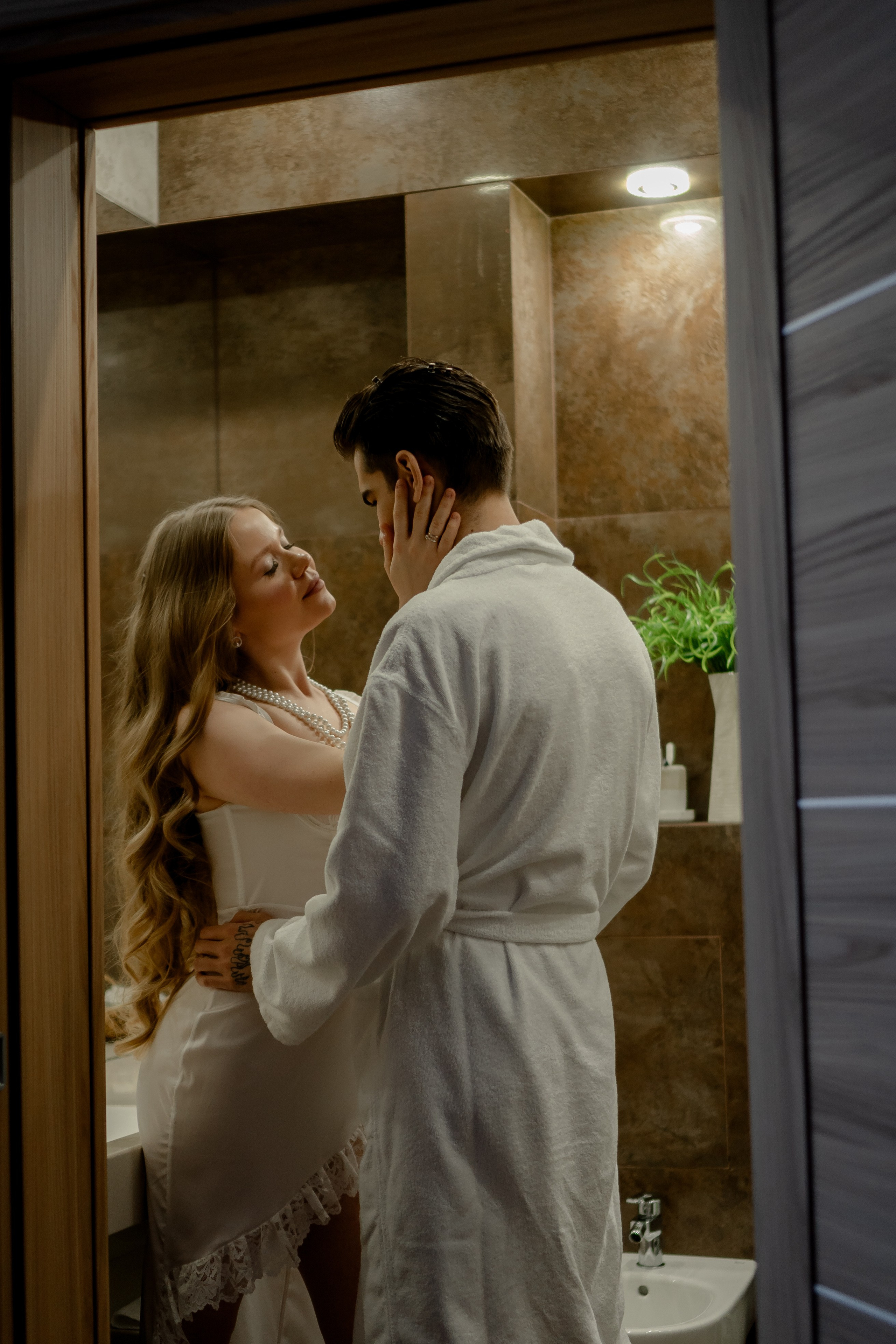 СБОРЫ ПЕРЕД СВАДЕБНЫМ ДНЕМ (СНЯТО В СИБИРЕ В НИЖНЕВАРТОВСКЕ). Профессиональный фотограф, Санкт-Петербург — Виктория Богомолова