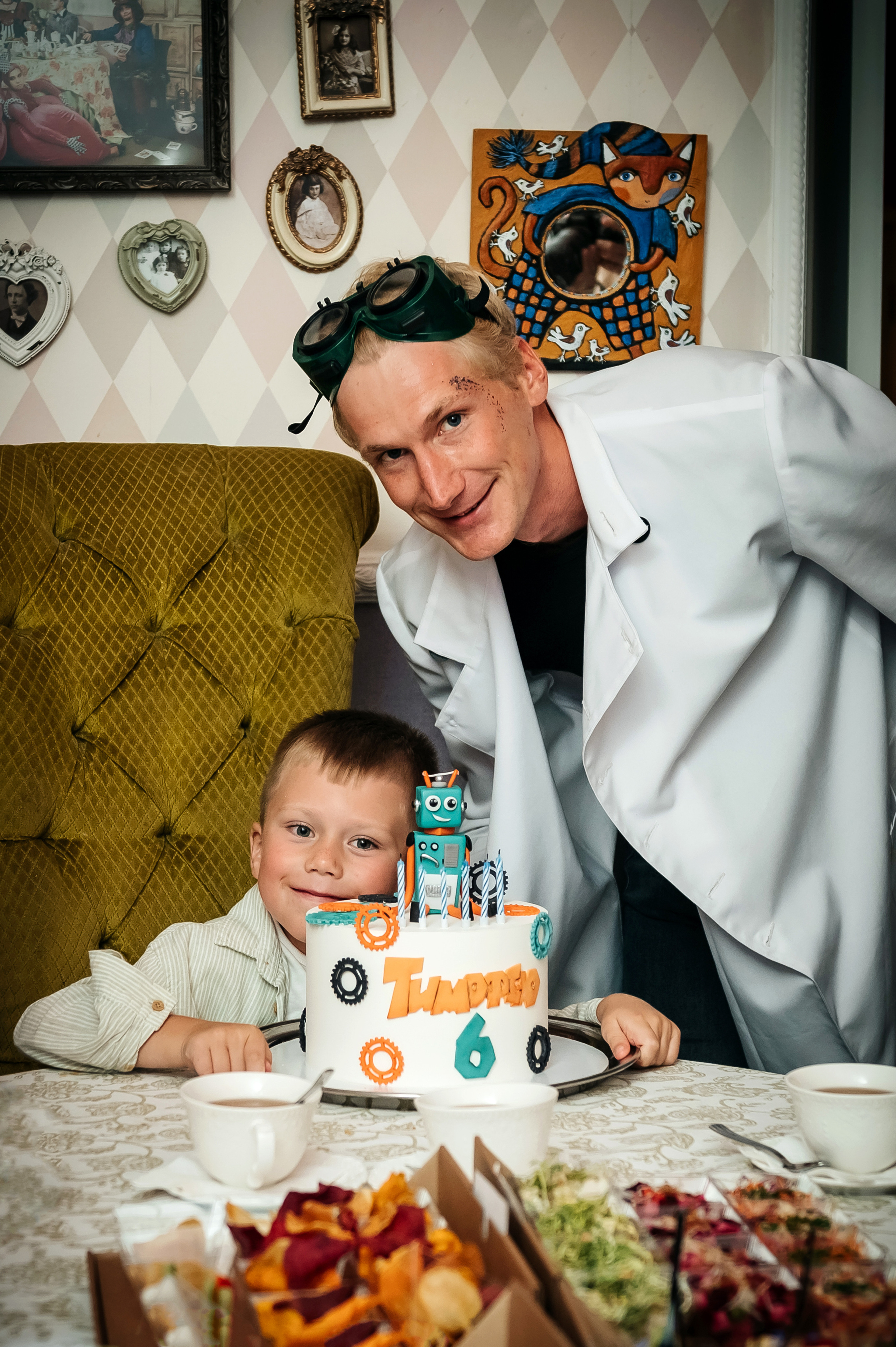 Тимофею 6. Главная