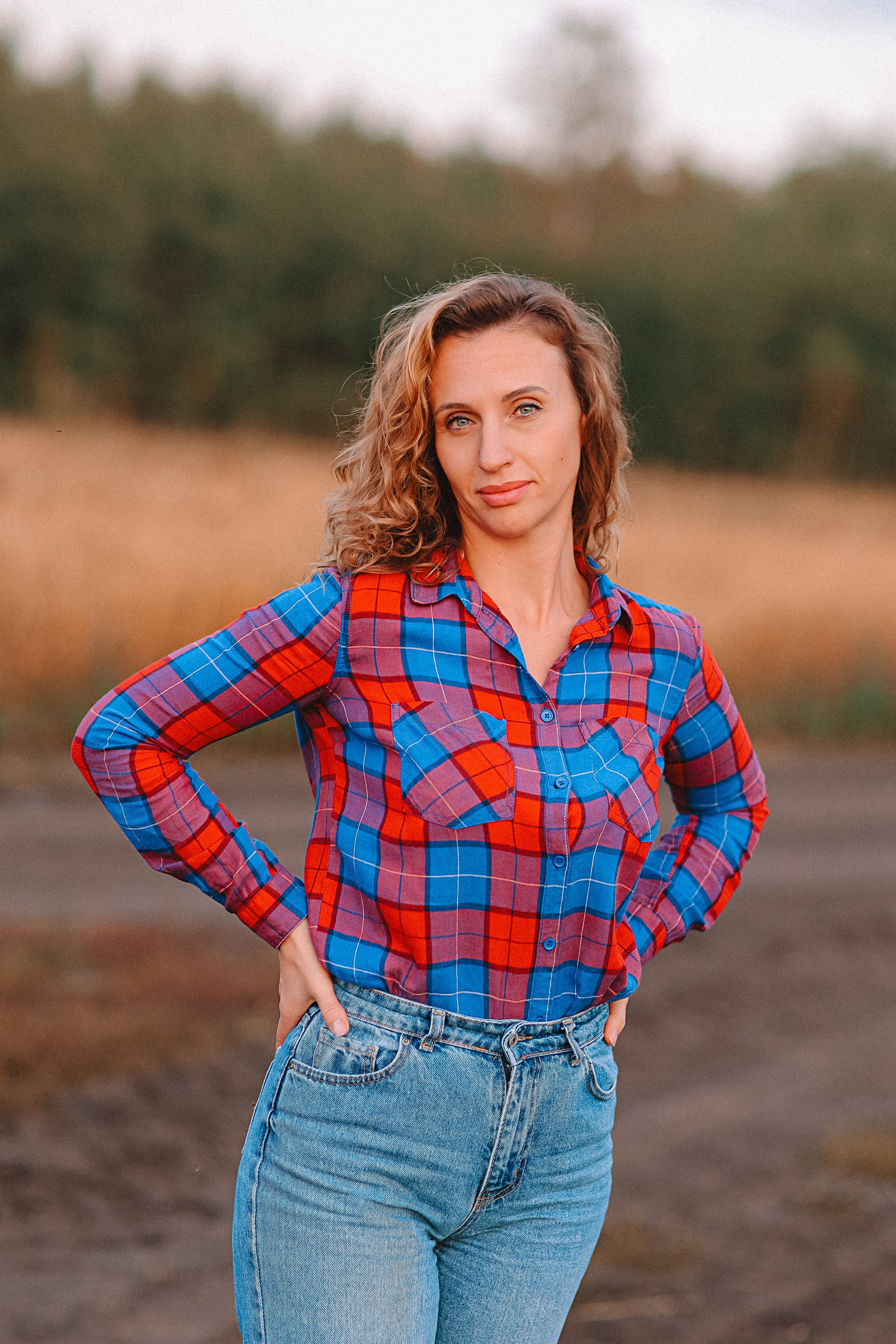 Поле. Семейный фотограф Тюмень, фотограф на роды Салмина Мария