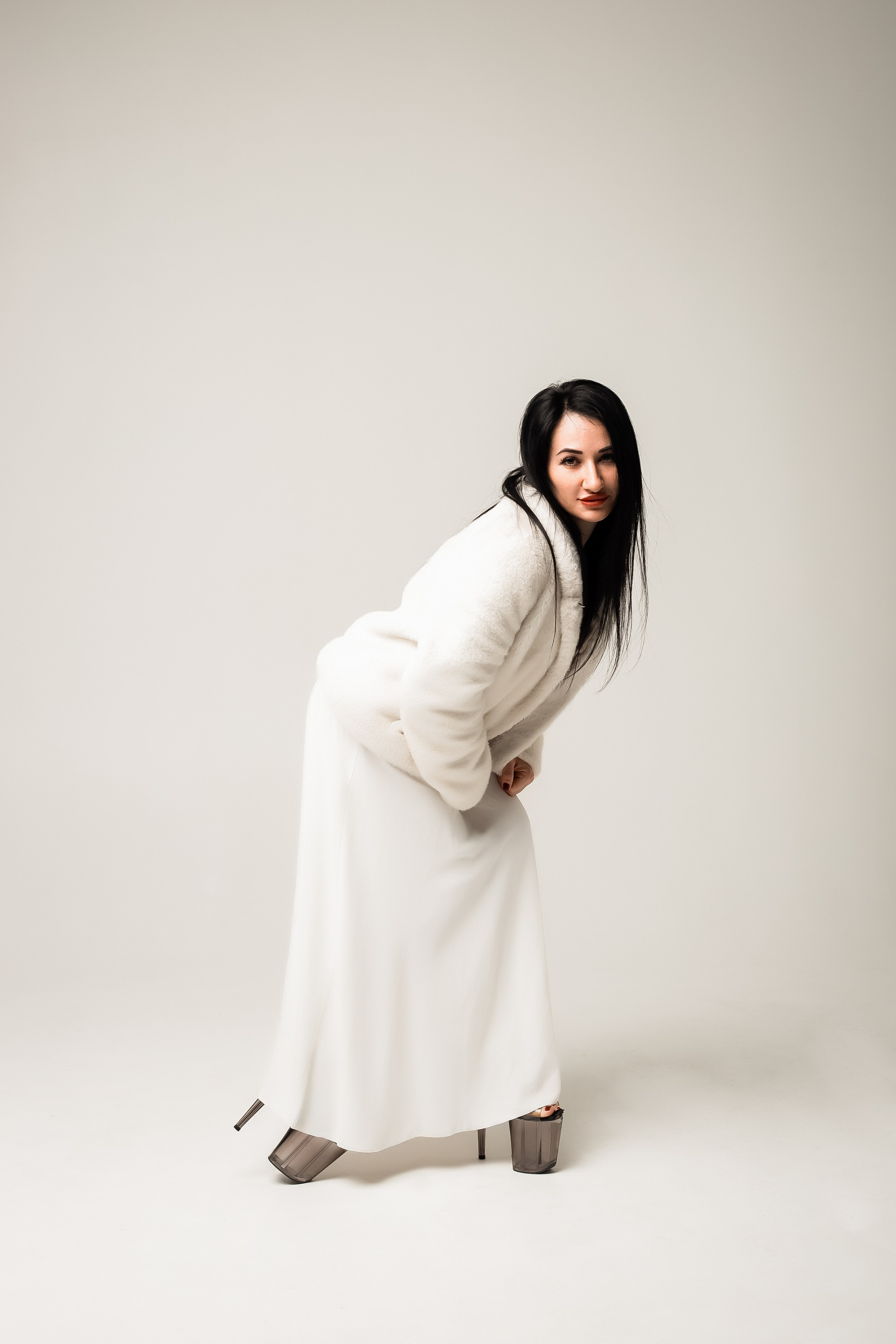 Людмила. Https://malovafoto.ru