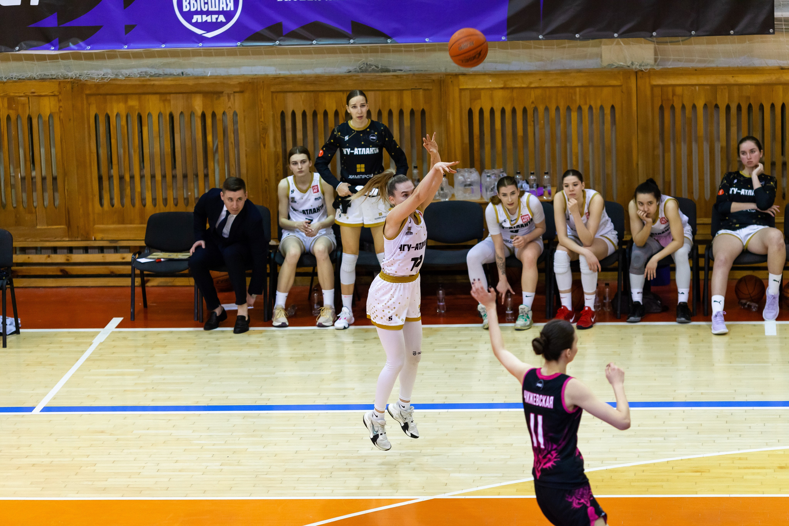 ЧГУ-Атланта — Ростов-ЮФУ / 1 игра. Фотография