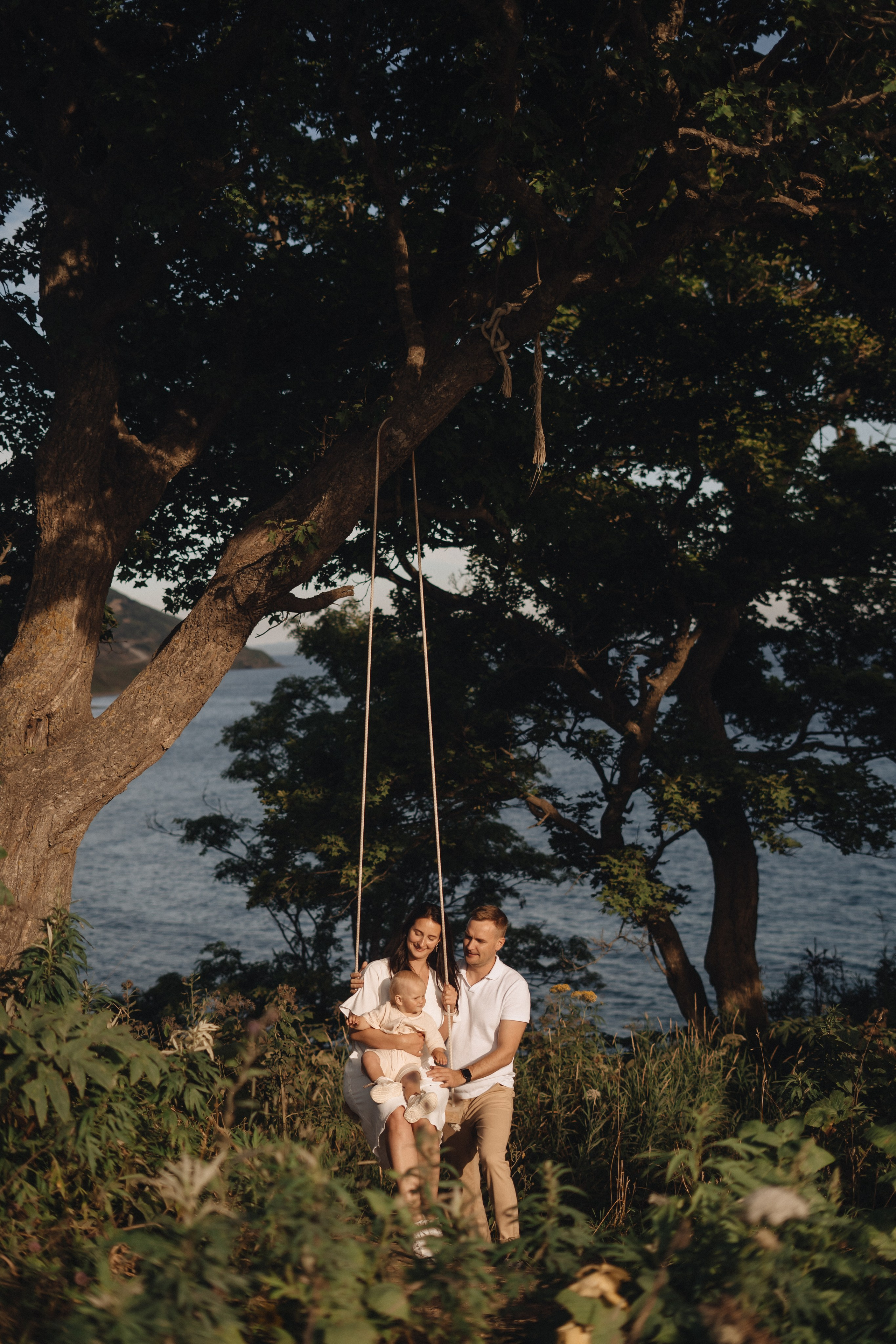 Семейная фотосессия на море сахалин. Фотограф сахалин