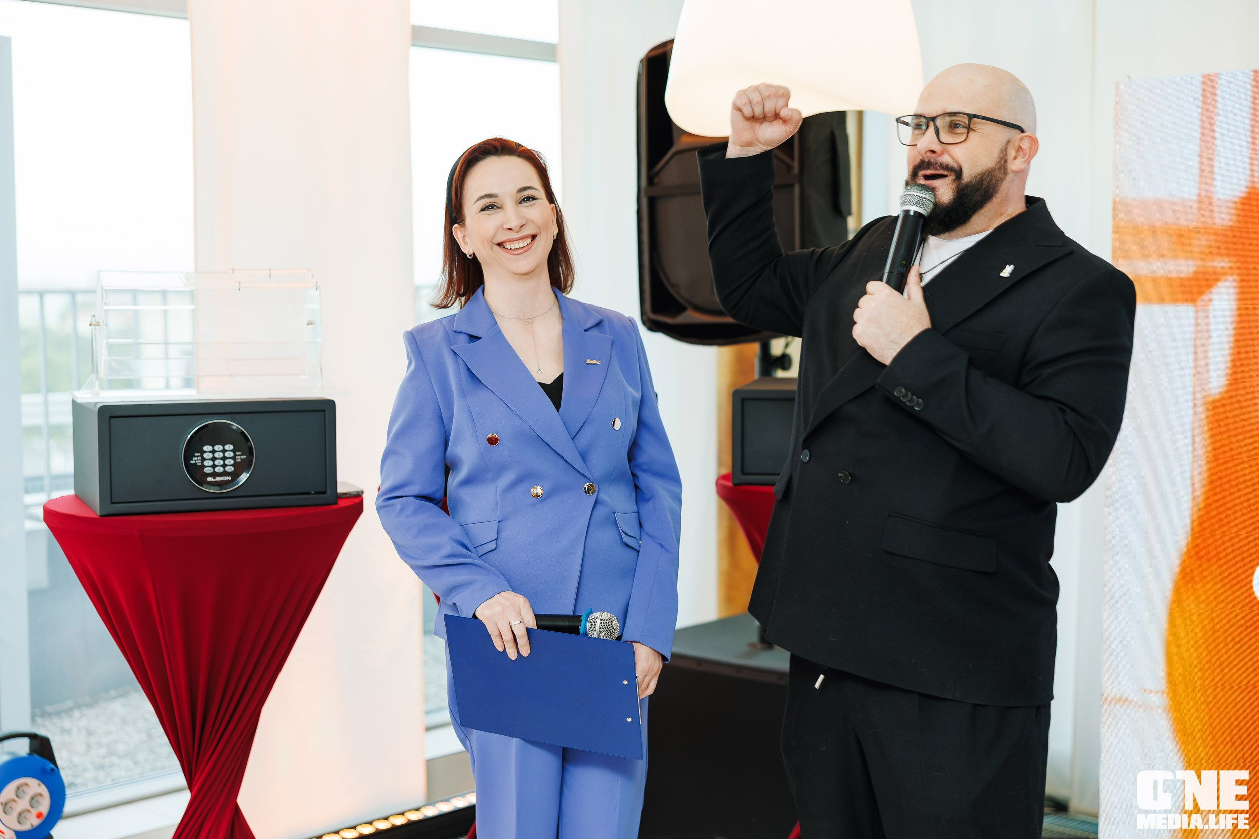 Фоторепортаж из отеля Рэдиссон. One Media Life: фоторепортажи, фотоотчеты с мероприятий и заведений