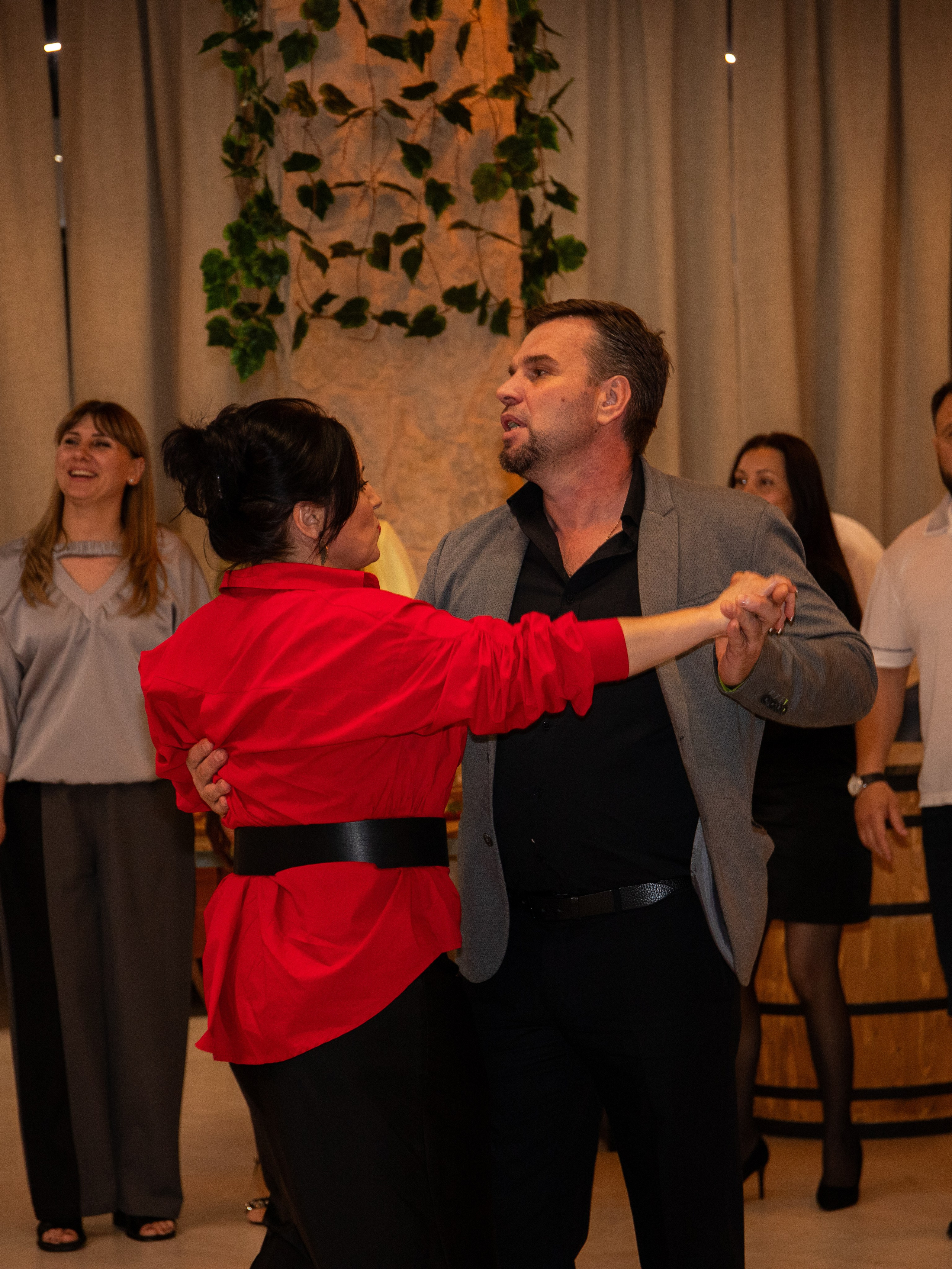 Открытие молдавского ресторана. Свадебный и семейный фотограф в Москве Мила Широких