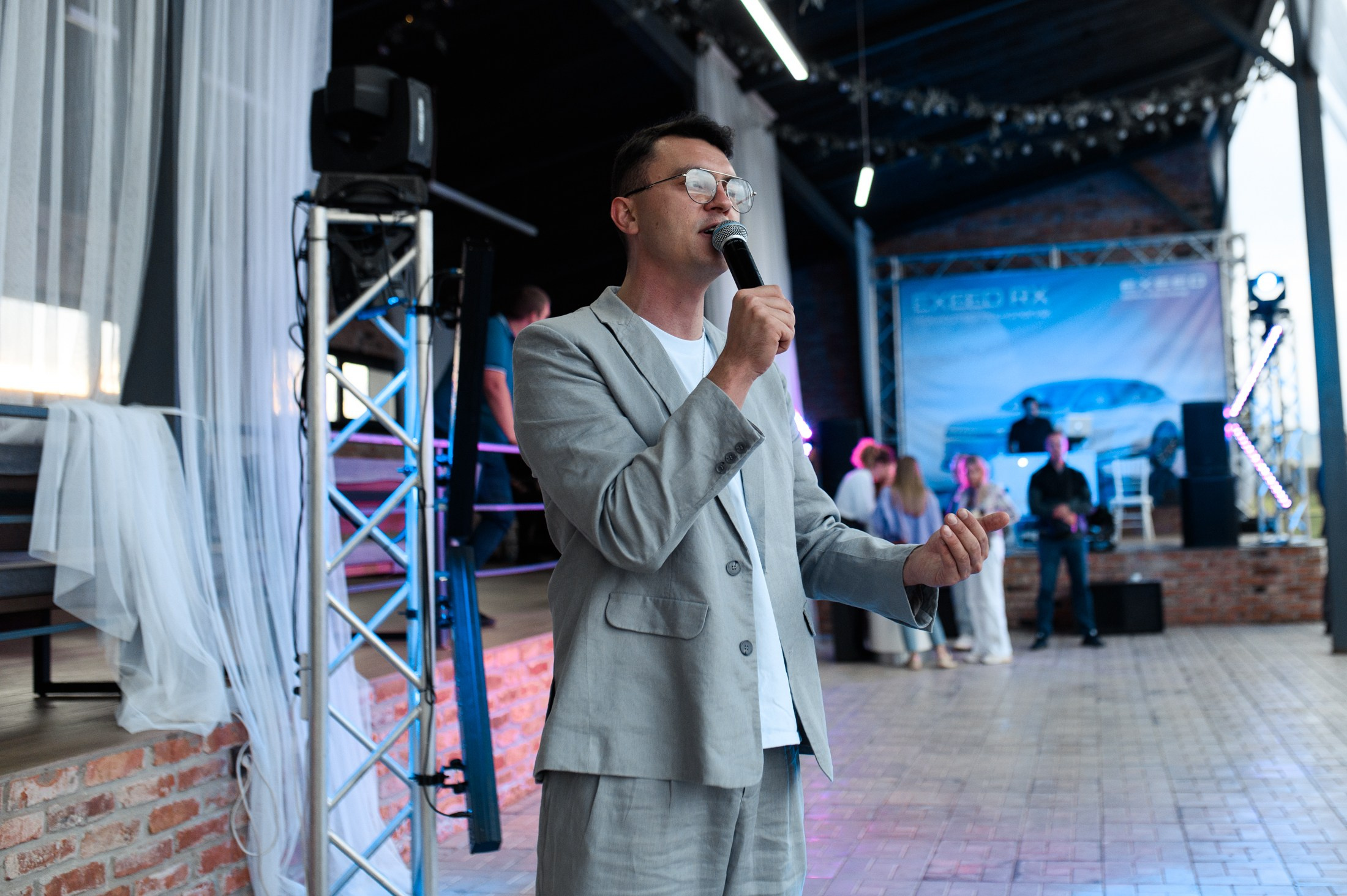 Презентация Exeed RX. Портретный и репортажной фотограф Алексей Волков. Москва, Оренбург