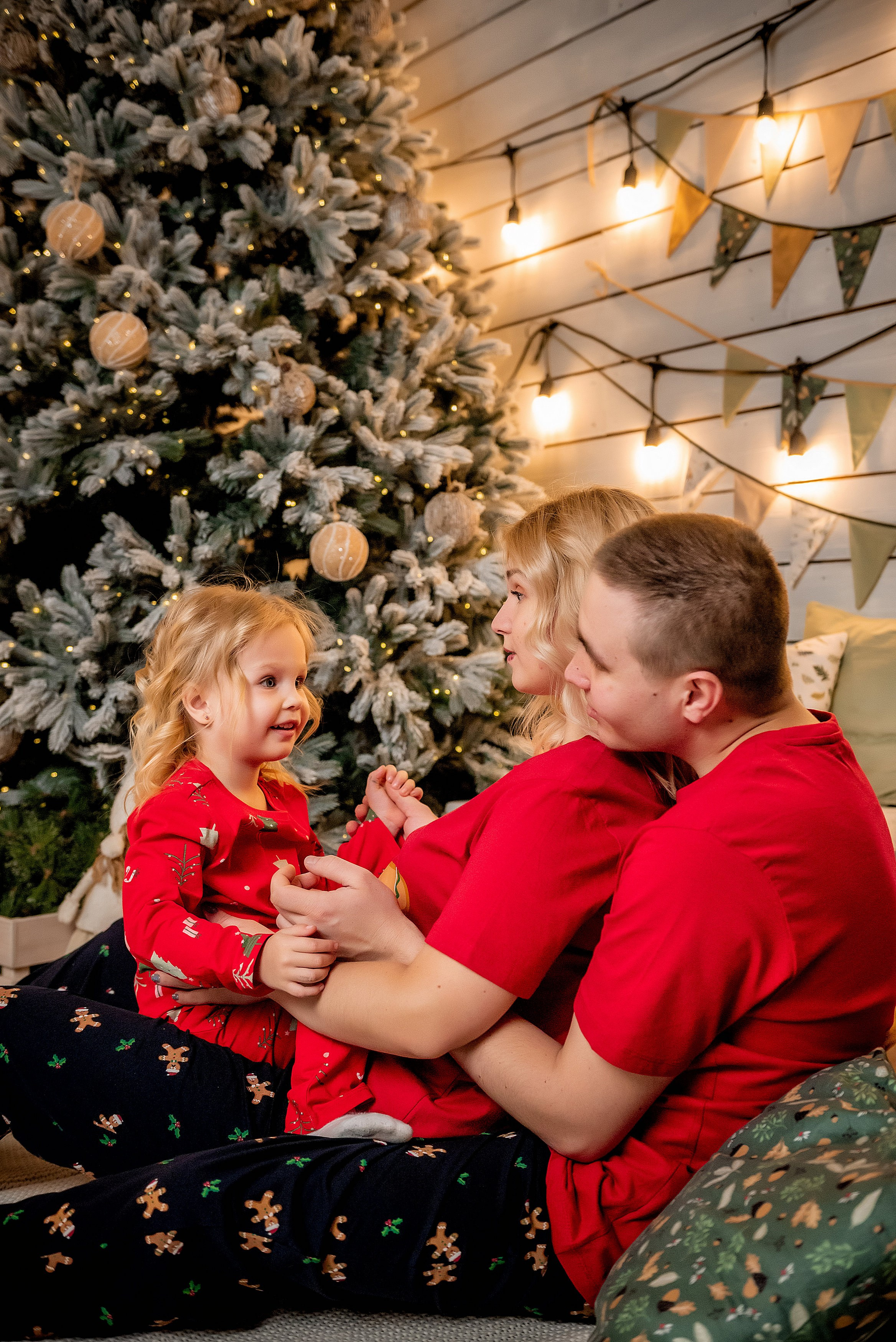 Портфолио фотографа: Новогодние фотосессии — Идеи, примеры и вдохновение для ваших праздничных кадров