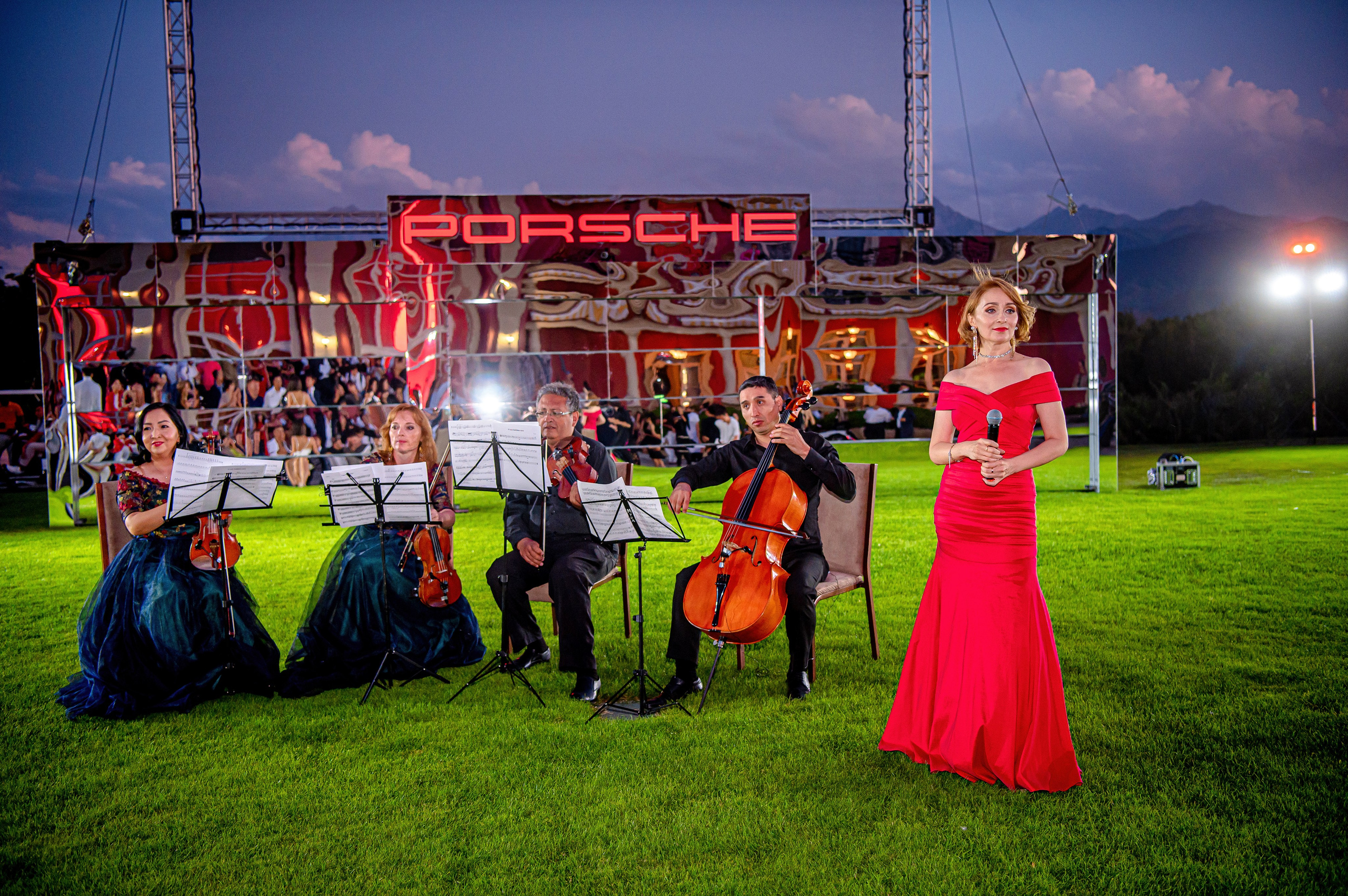 Brand Events. Елена Северина фотограф, Алматы: репортаж (спорт, концерты, конференции), предметная и фуд-съёмка, портреты, каталоги, фэшн, ретушь