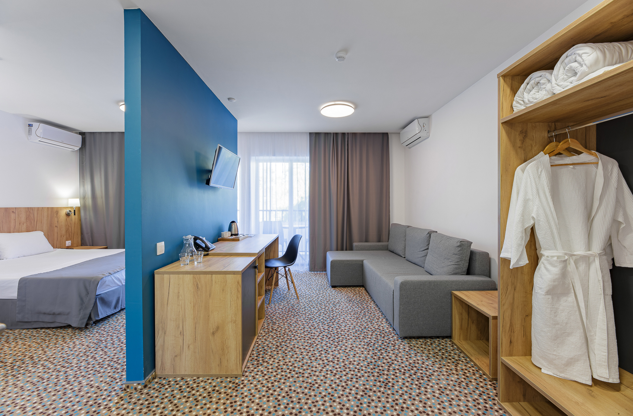 Renatphoto-Интерьерный фотограф в Витязево. Профессиональная фотосъёмка интерьеров, предметная фотосессия еды для меню г. Анапа