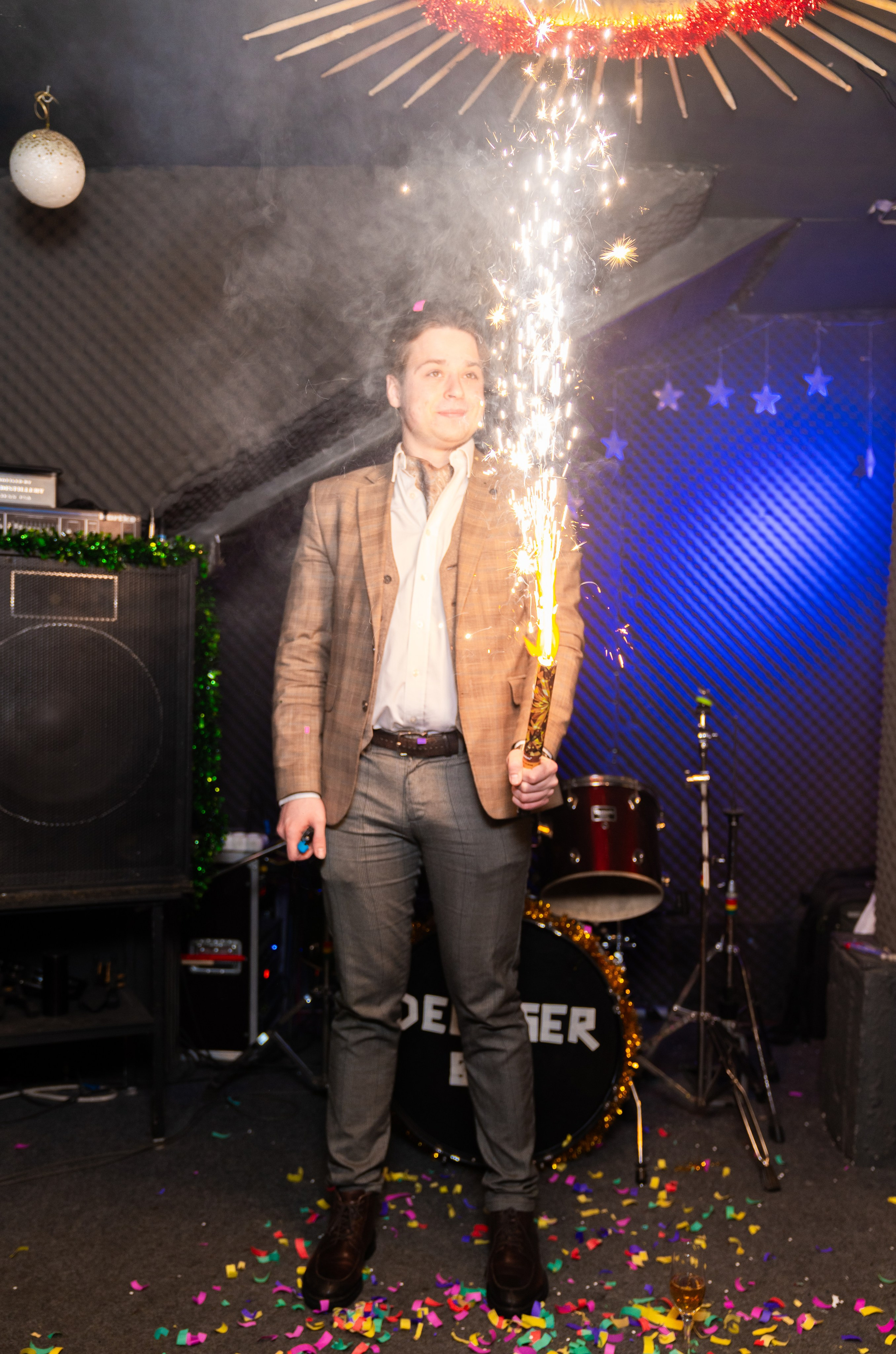 Новогодняя ночь в Санкт-Петербурге, Новый 2026 год в баре Дебошир Санкт-Петербург, Новый год, новогодняя ночь в баре Debaser 2026, Новый год в Санкт-Петербурге 