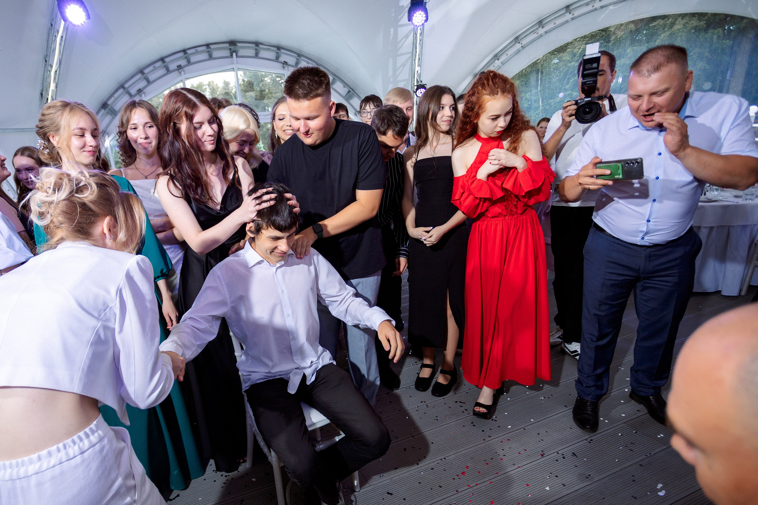 ВЫПУСКНОЙ: Волки-Липки. Все фото. Профессиональный фотограф в Ижевске Леша Петров