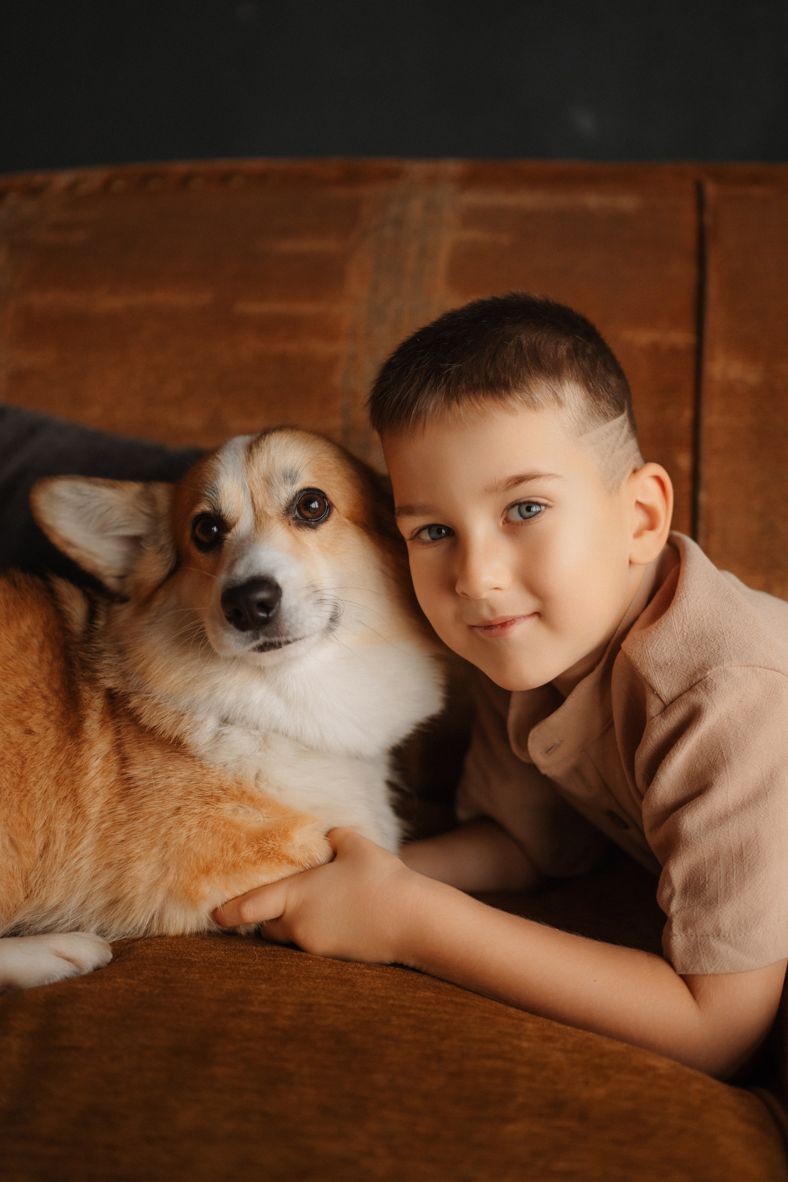 Лада, Алиса, Андрей и Фифи. Дьяконова Валерия семейный и детский фотограф в Санкт-Петербурге