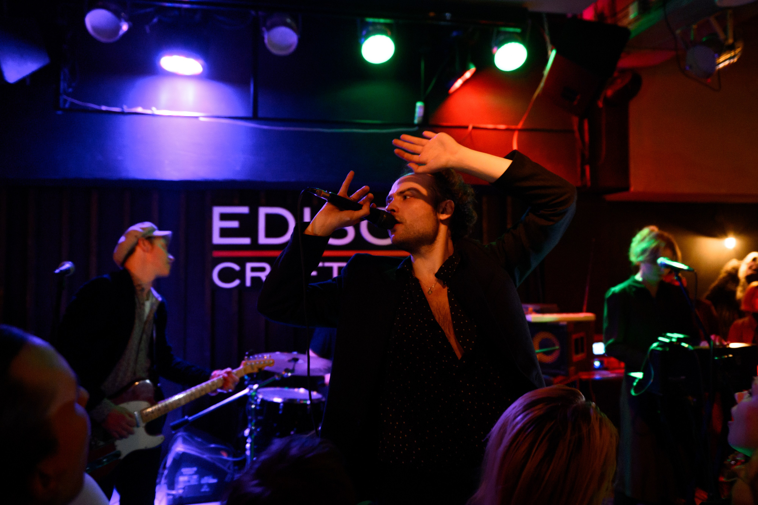 CRAFT BAR EDISON — Диктофон. Свадебный фотограф Иркутск Алексей Шульгин