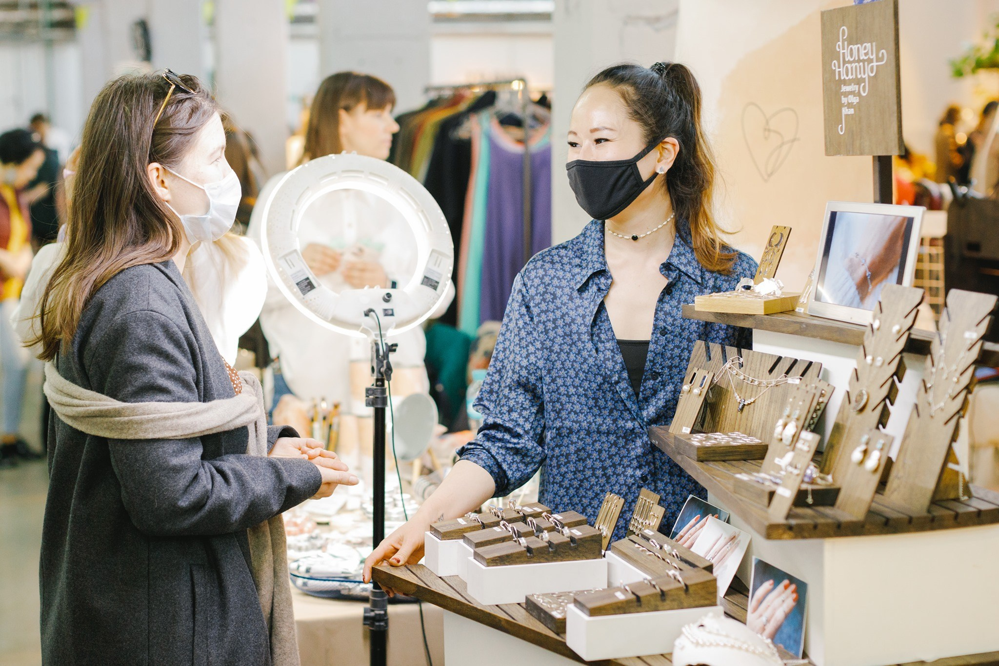 10–11 апреля 2021 на Трёхгорной мануфактуре / фото Иван Гущин. Фотоотчеты «Ламбада-маркета»