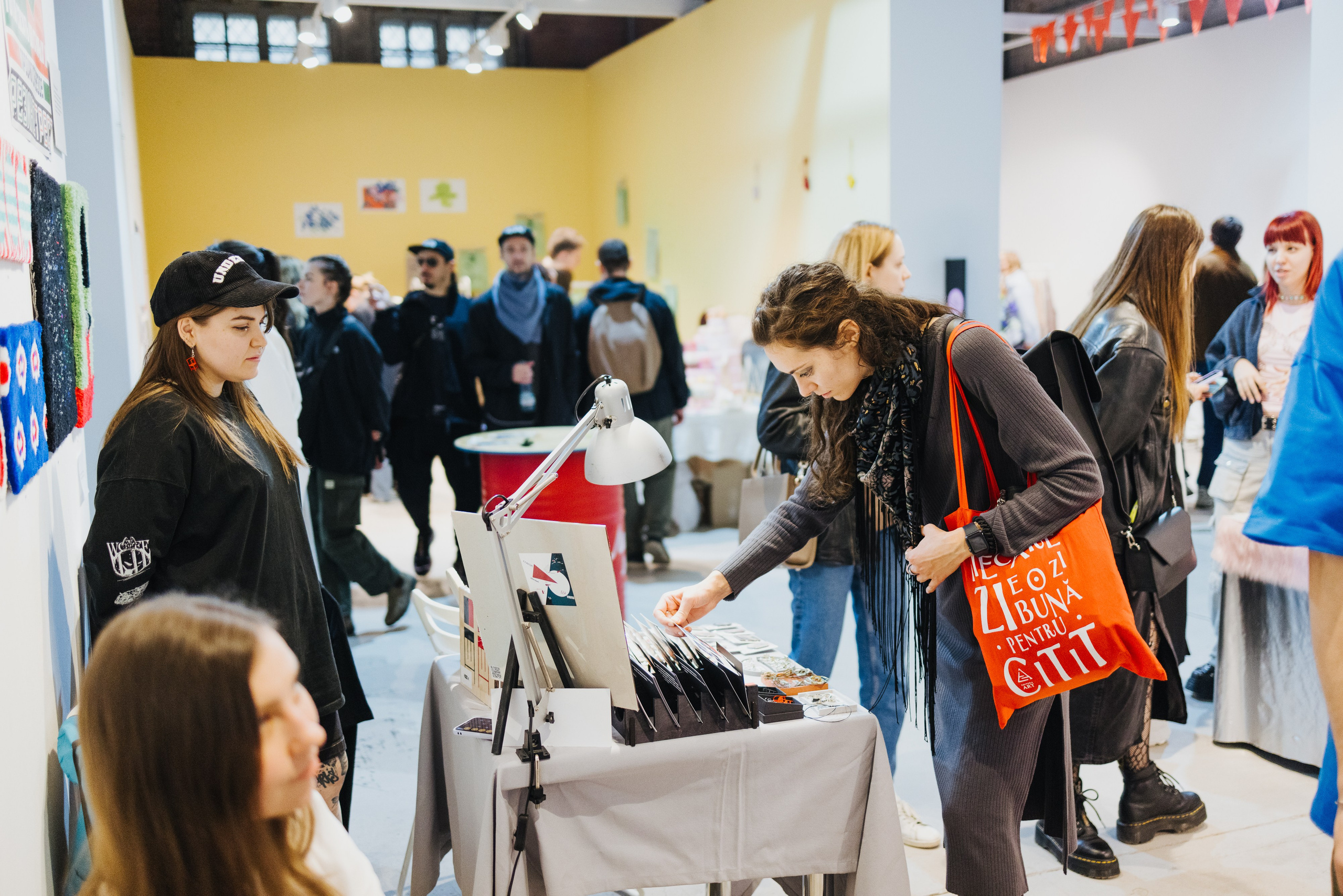 28–29 апреля 2024 в Типографии Сытина / День 1/ фото Валерий Белобеев. Фотоотчеты «Ламбада-маркета»