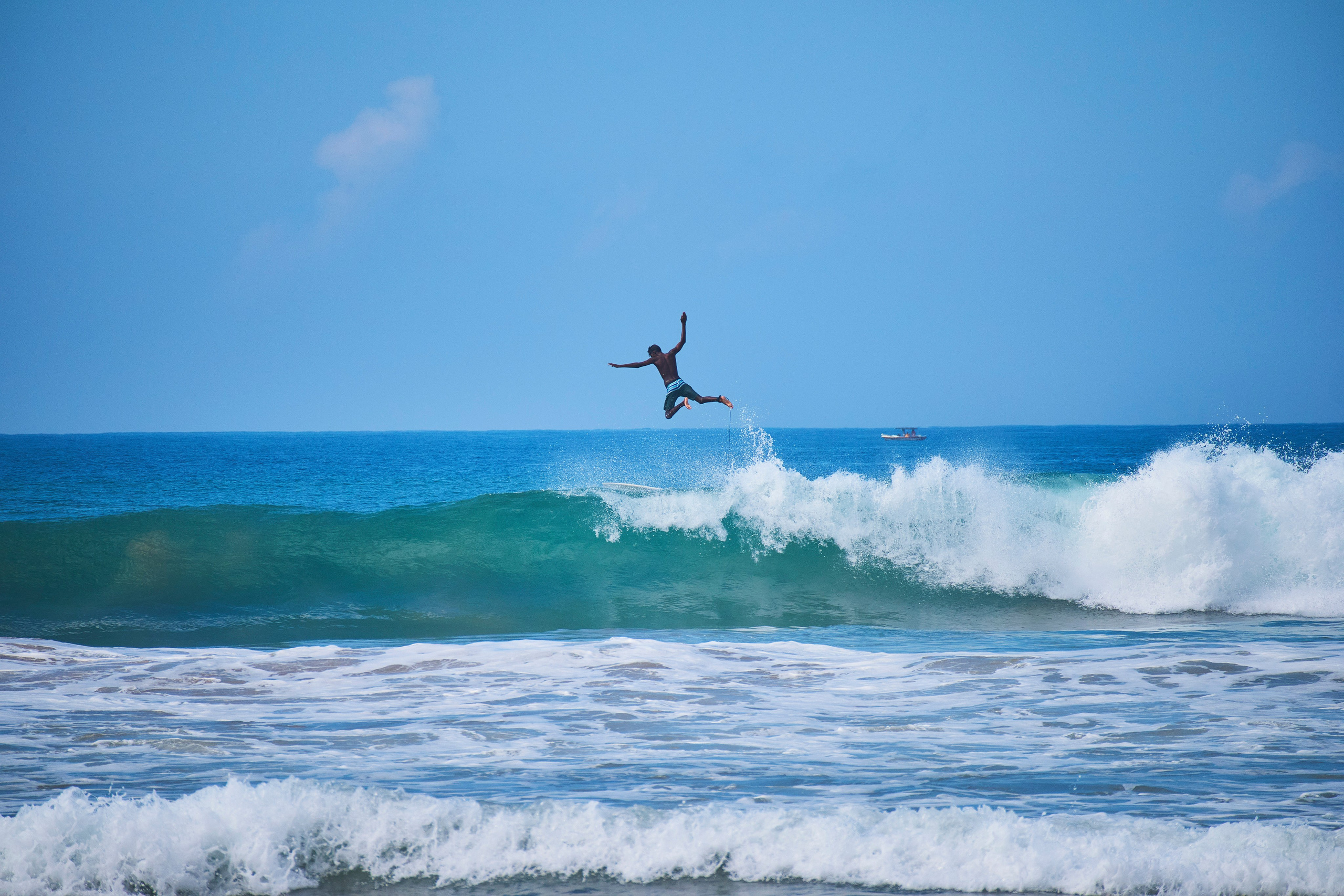 Surfing. Filmmaker Vadim Averin