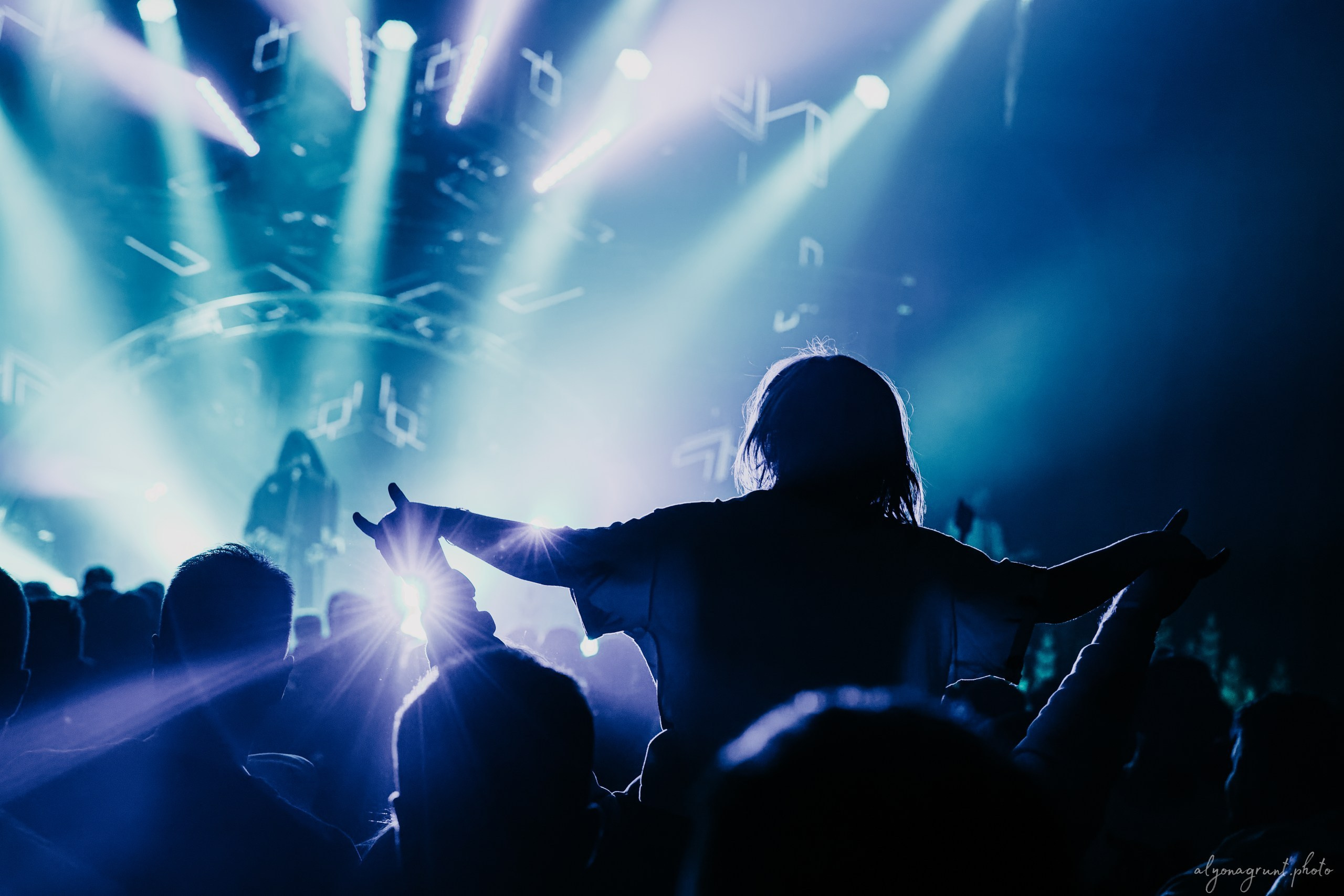 Концерт группы Нейромонах Феофан, фоторепортаж СПб, BASE SPB, 11.04.2025. Алена Адрианова: фотограф в Санкт-Петербурге