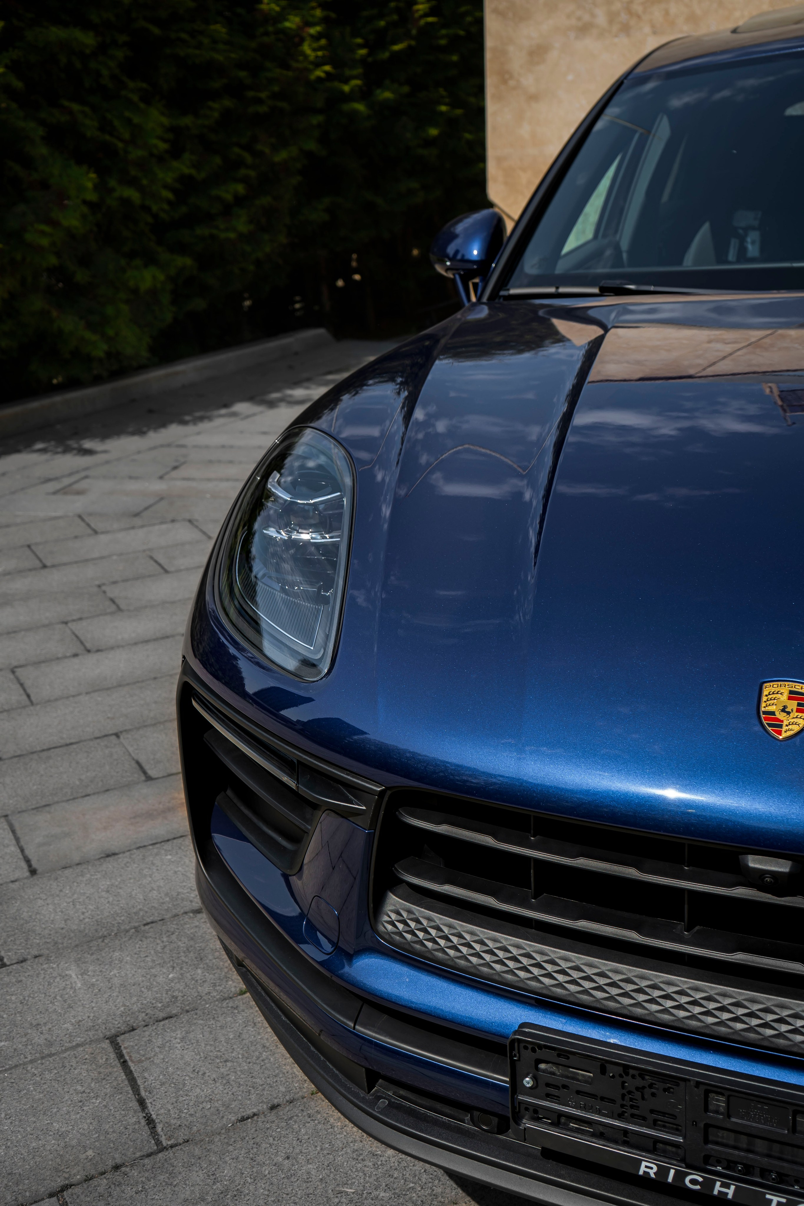 Porsche Macan. Автомобильный фотограф Ногинск Денис Городок