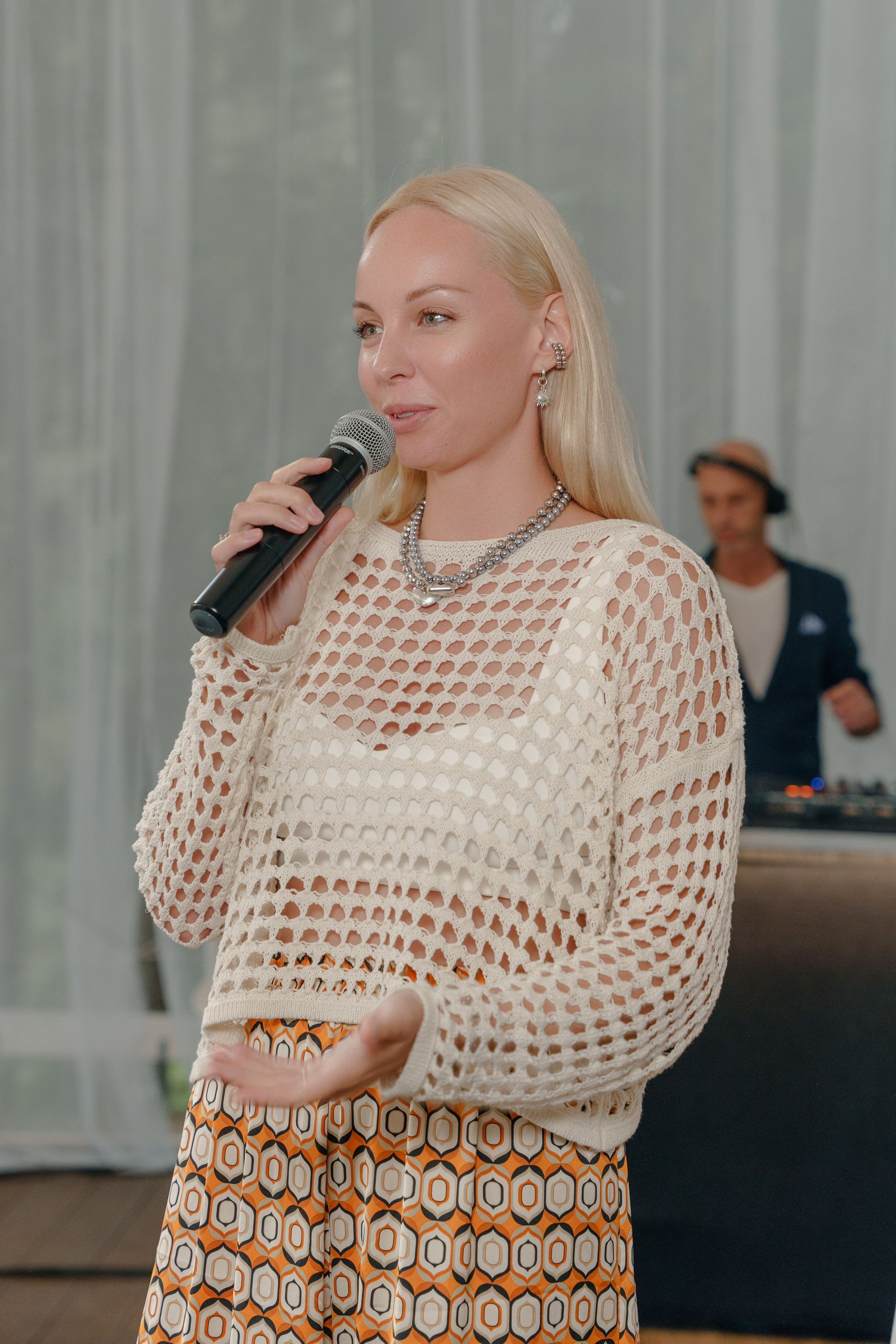 День рождения в шатре на водохранилище. Репортажный фотограф Москва Сергей Дружинин