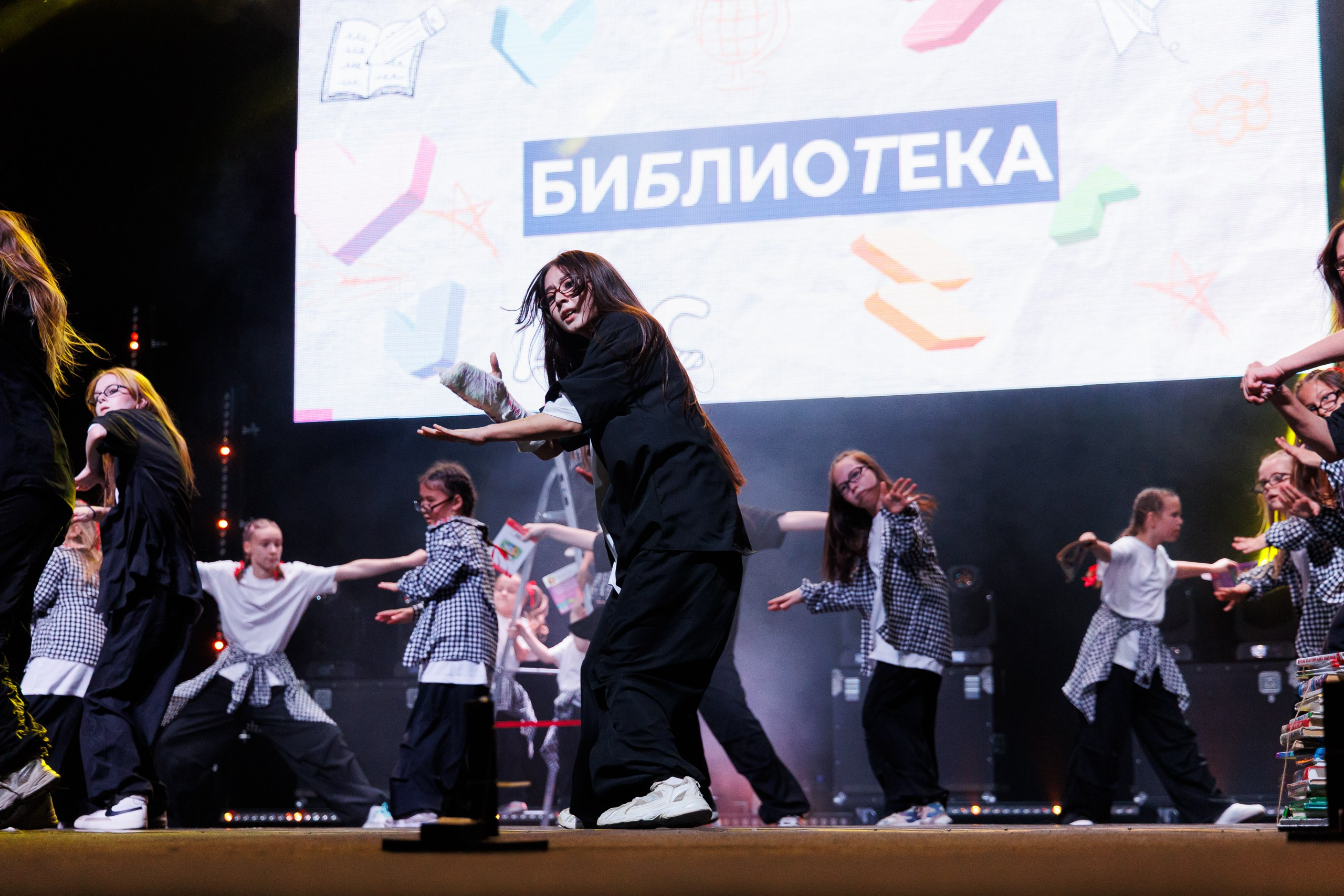 Школа танцев Leader Dance — отчётный концерт. Flint — photographer