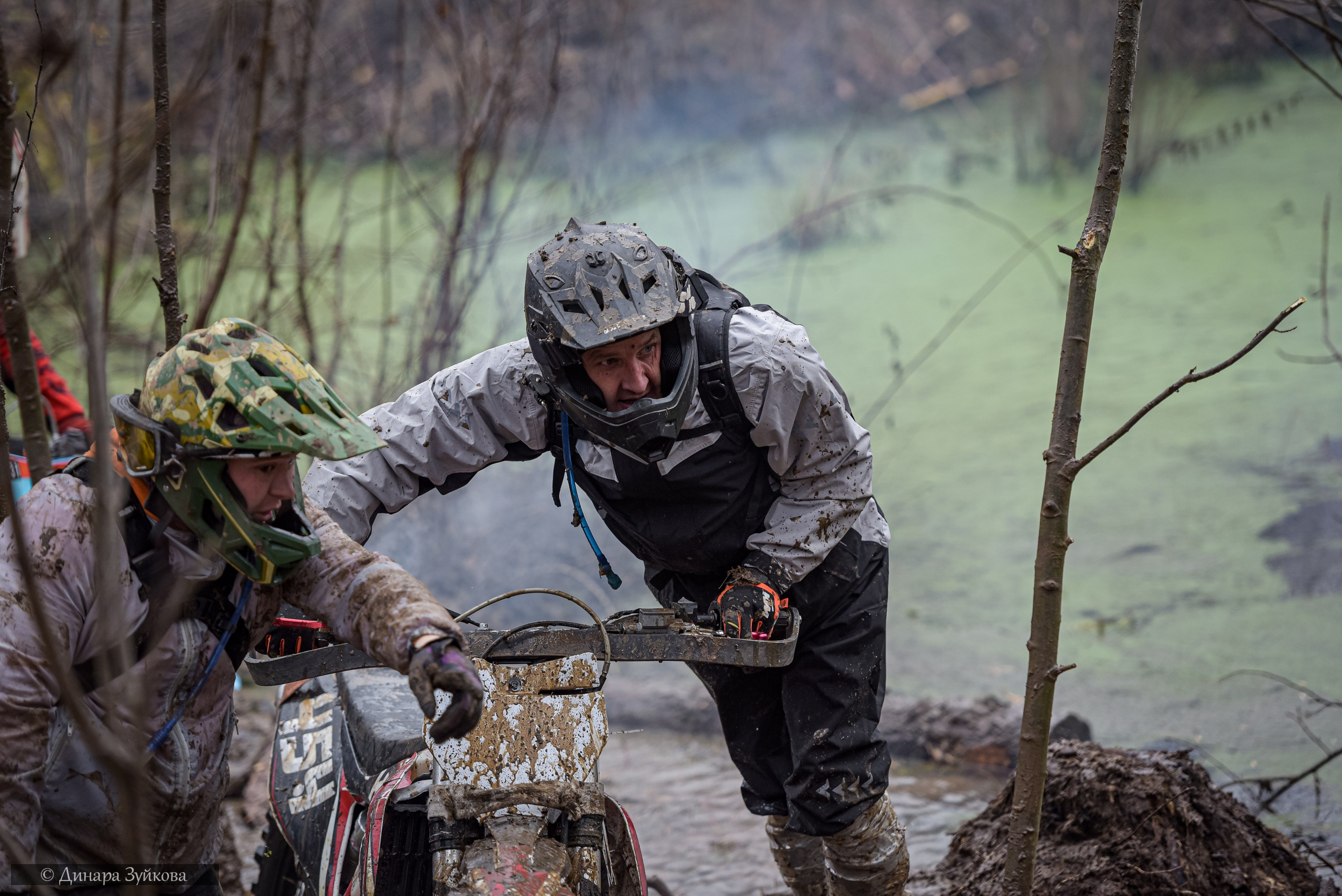 На местности. V этап. Мотофотограф в Нижнем Новгороде Динара Зуйкова