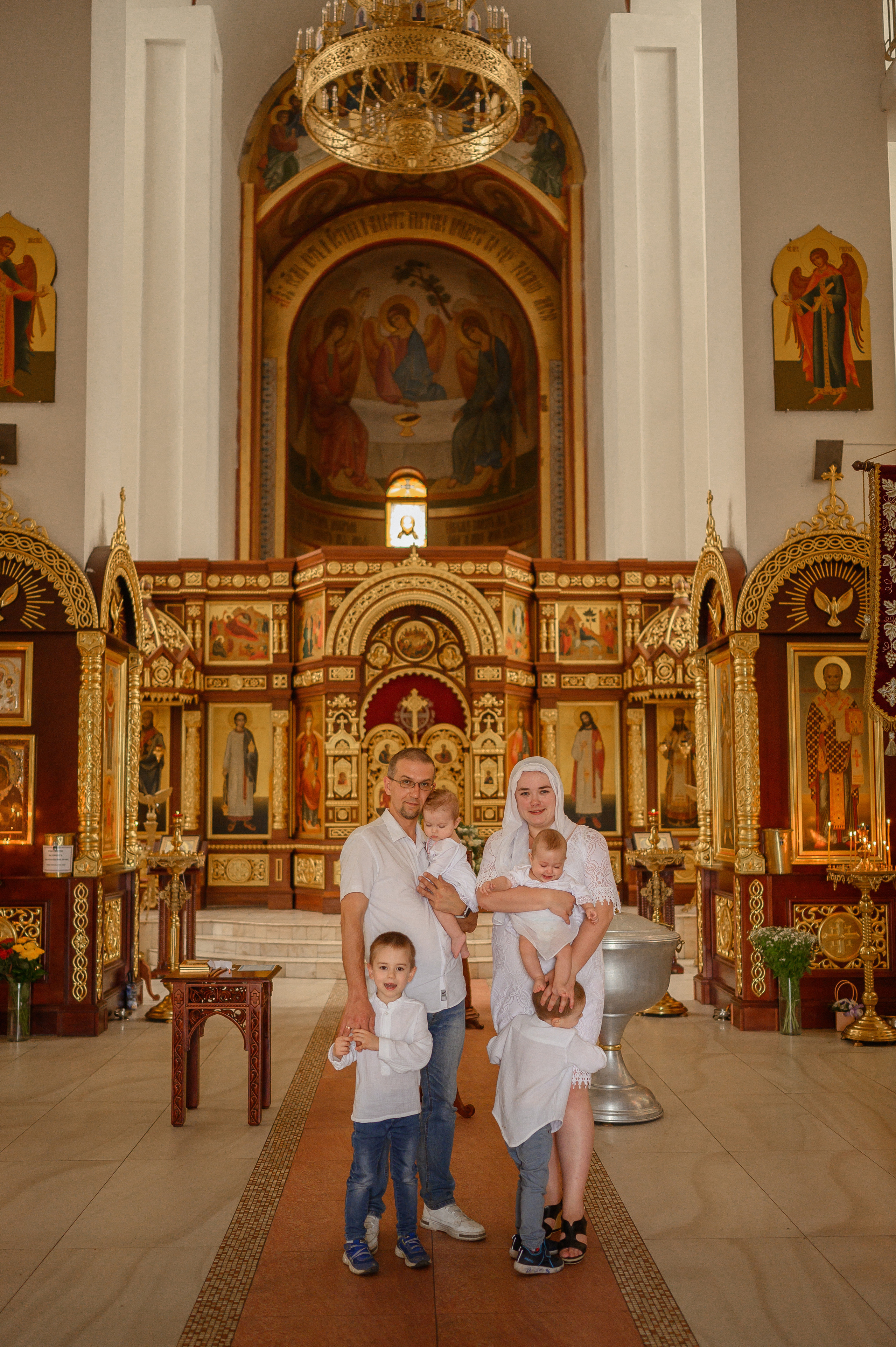 Крещение Катюши и Лизоньки. Детский и семейный фотограф Ирина Гладких