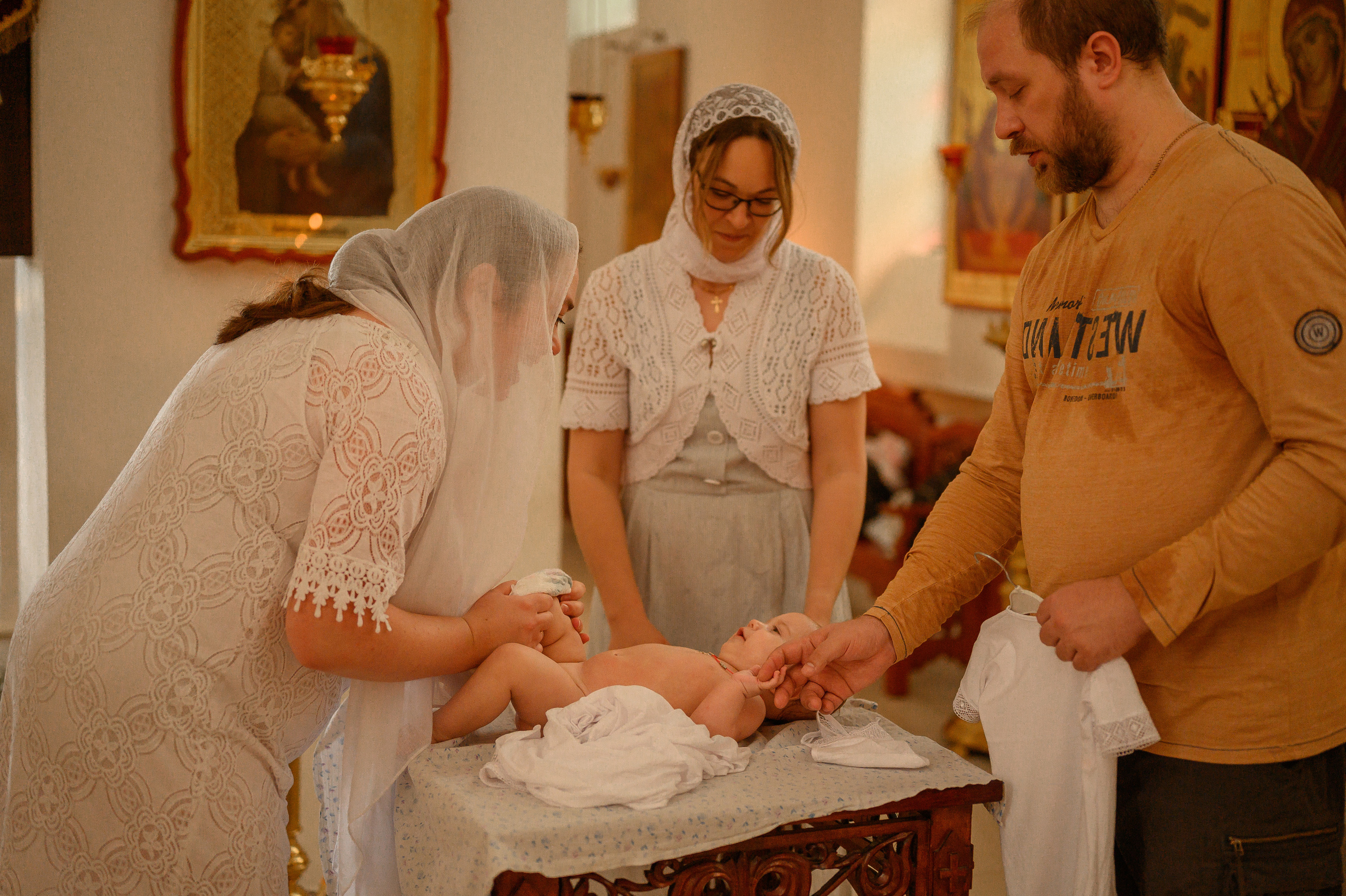 Крещение Катюши и Лизоньки. Детский и семейный фотограф Ирина Гладких