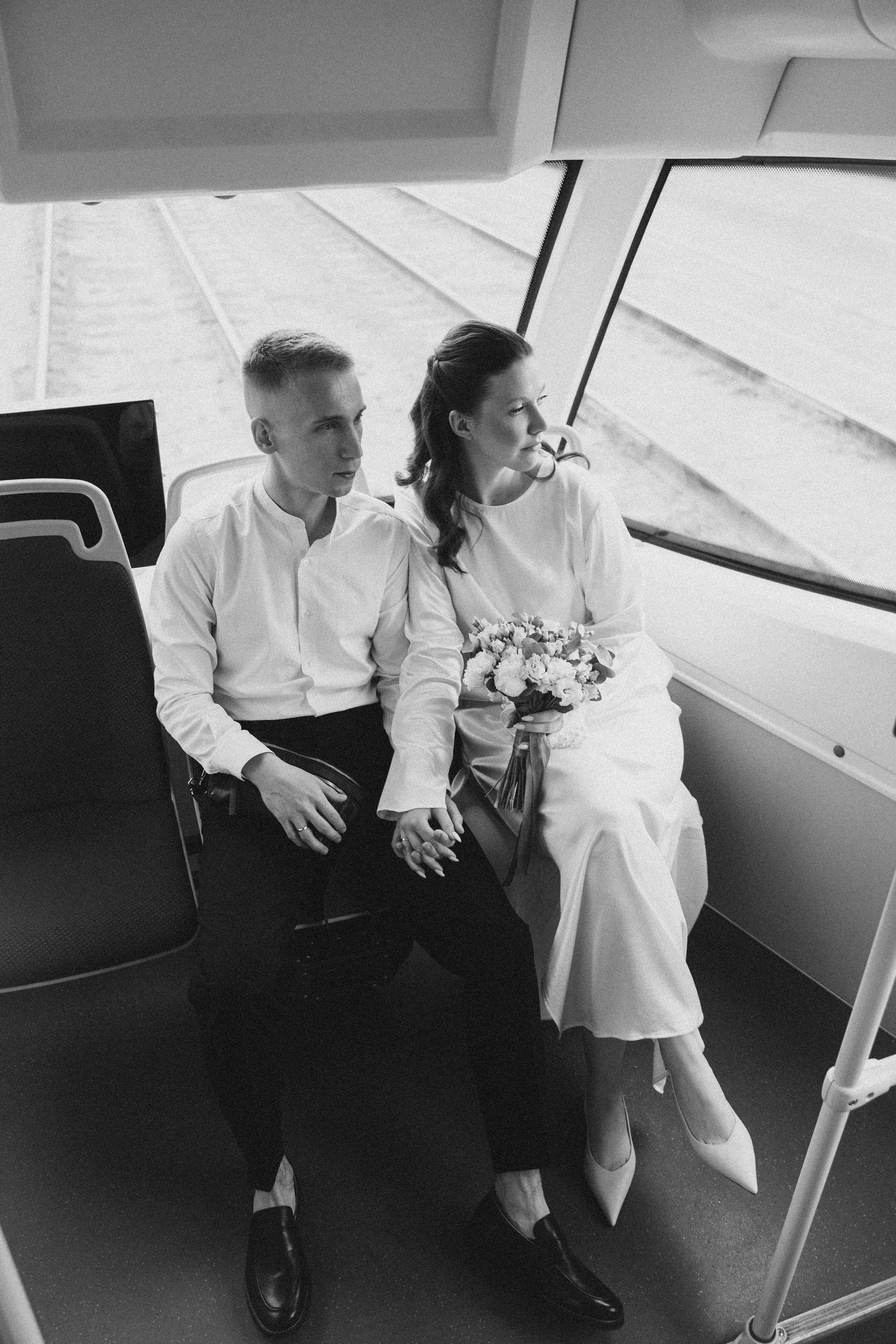 Никита и Аня в городе. Семейный, портретный фотограф Новосибирск. Оля Адова