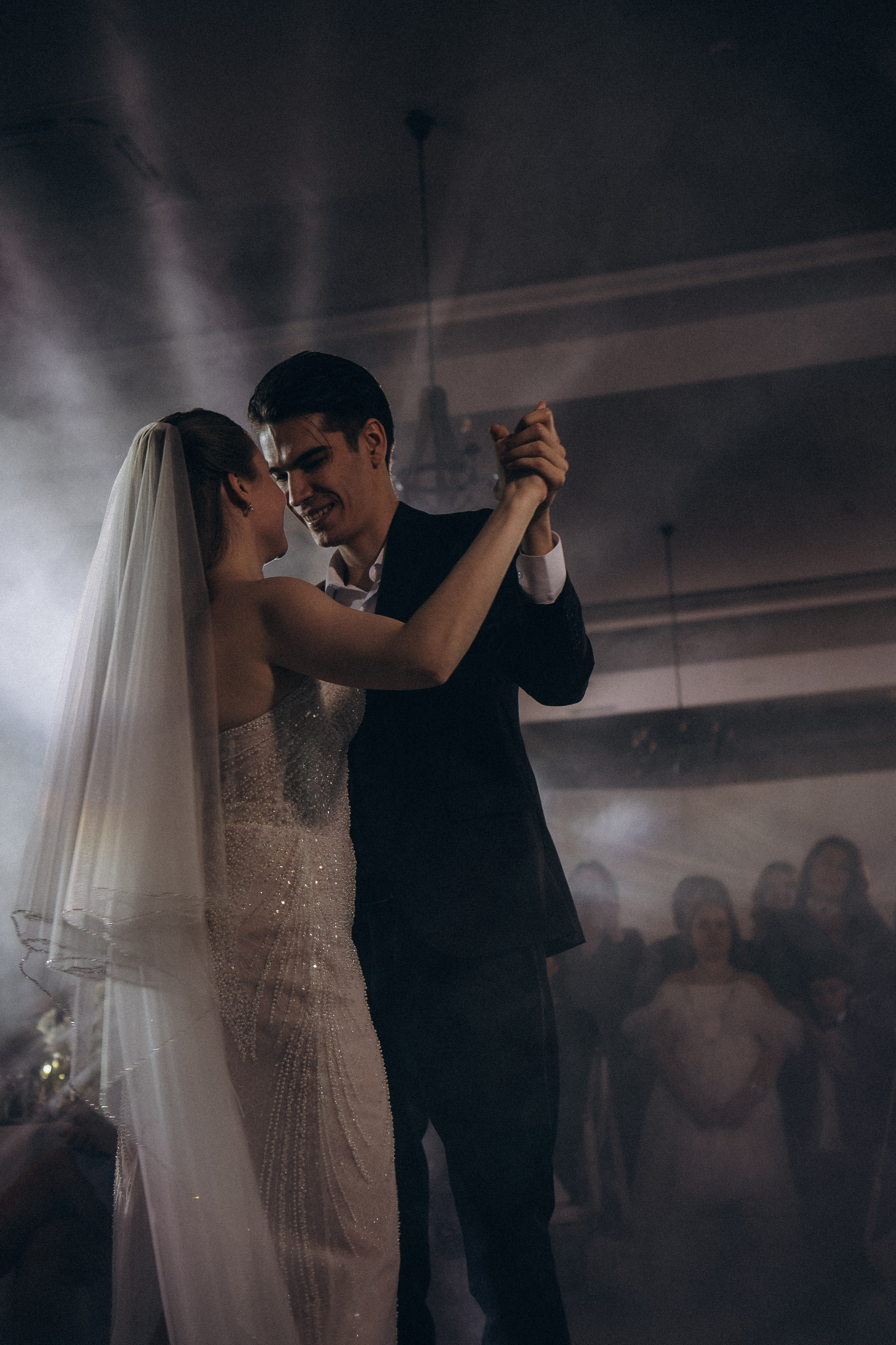 СВАДЕБНАЯ СЬЕМКА СБОРОВ В ОТЕЛЕ И ВЫЕЗД НА ЦЕРЕМОНИЮ (СНЯТО В СИБИРЕ В НИЖНЕВАРТОВСКЕ). Профессиональный фотограф, Санкт-Петербург — Виктория Богомолова