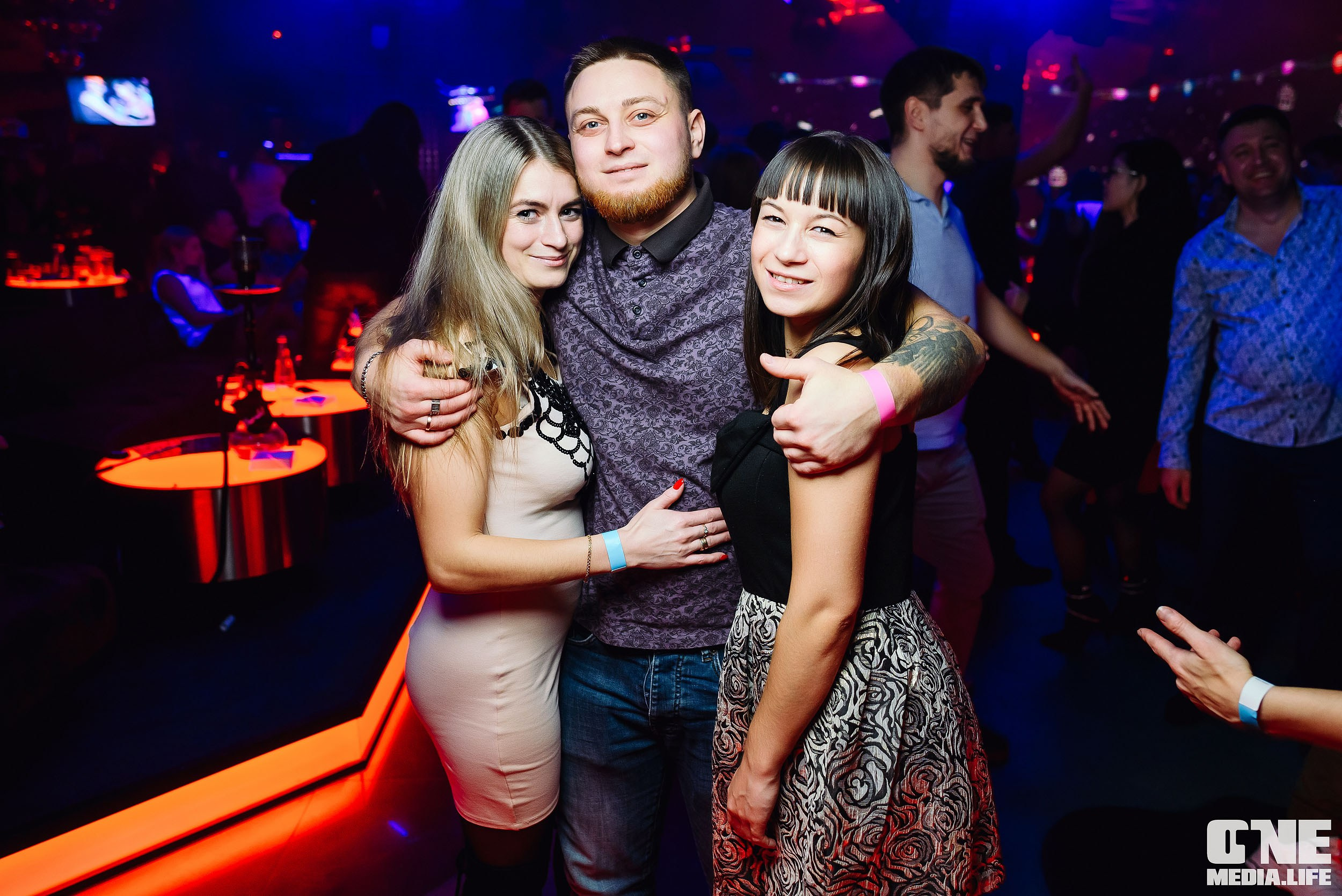 Фоторепортаж репортаж из Планеты. One Media Life: фоторепортажи, фотоотчеты с мероприятий и заведений