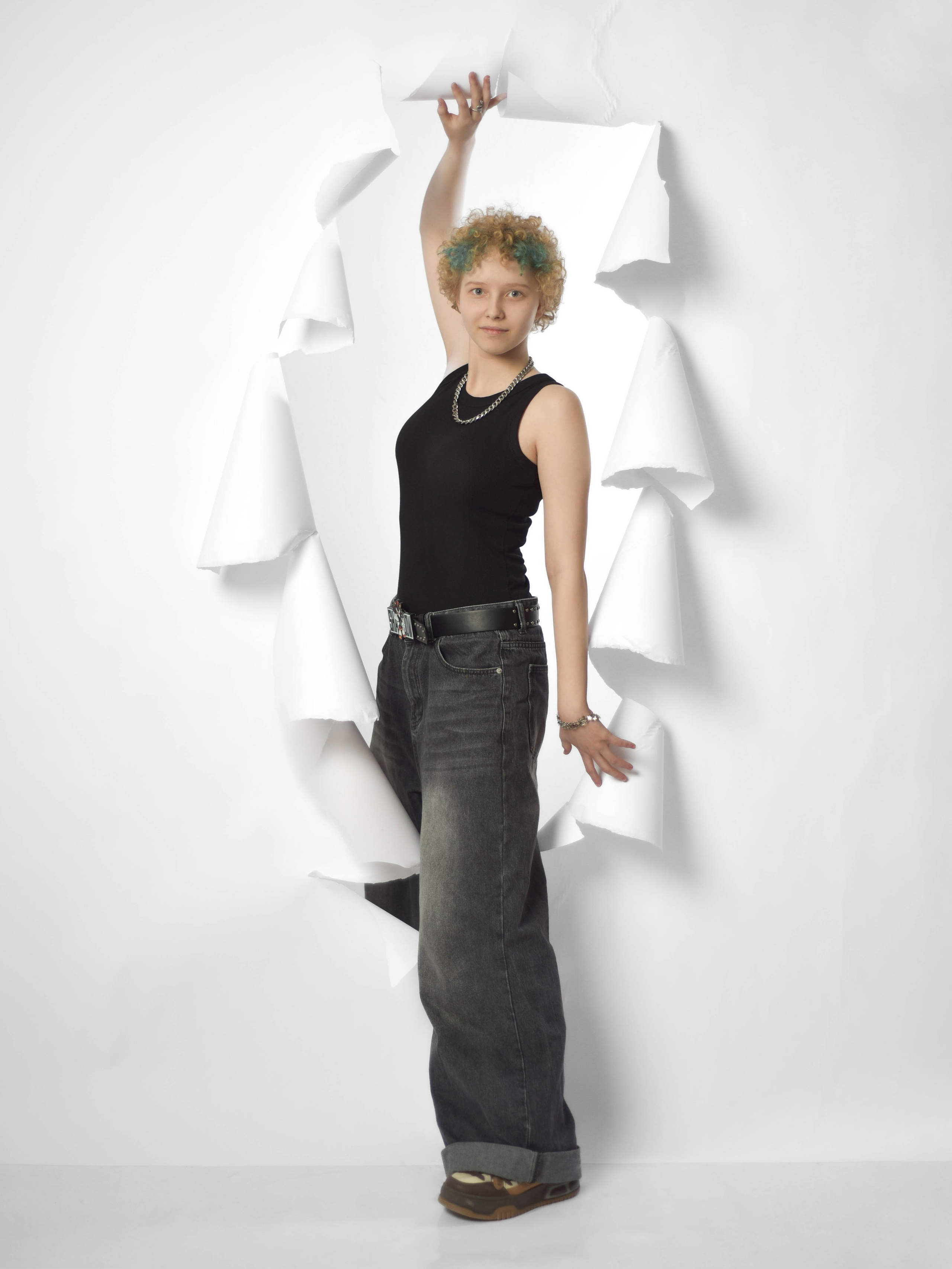 Альбом на окончание школы 9 и 11 класс «Взрывной». Выпускные альбомы в Тюмени для школ, садов, вузов спортивных секций