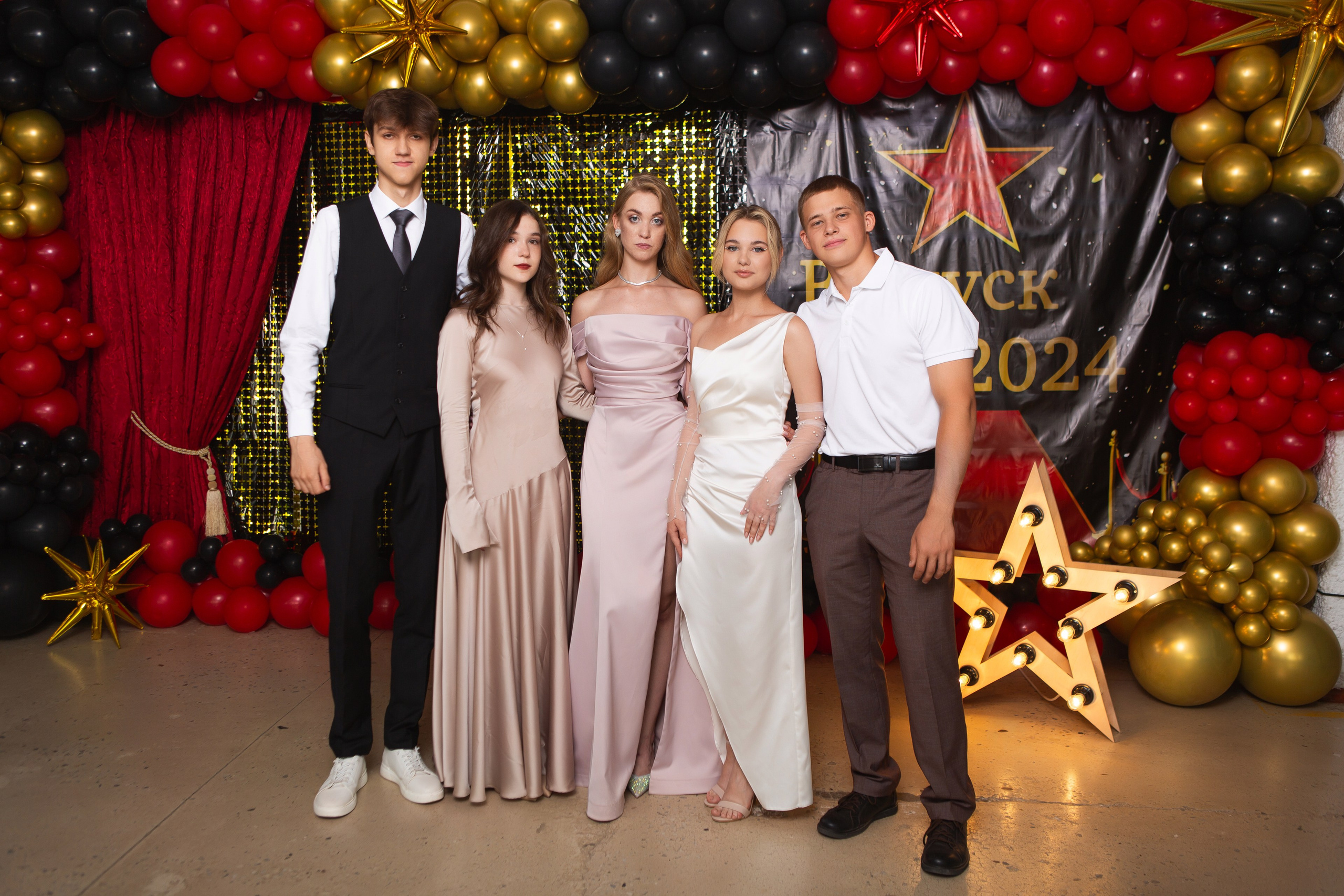 ФОТОСЕССИЯ С РОДИТЕЛЯМИ «ВЫПУСКНОЙ» 2024 г. 9 ШКОЛА г. МЦЕНСК. ТВОЙ АЛЬБОМ / ТВОИ ПРАВИЛА